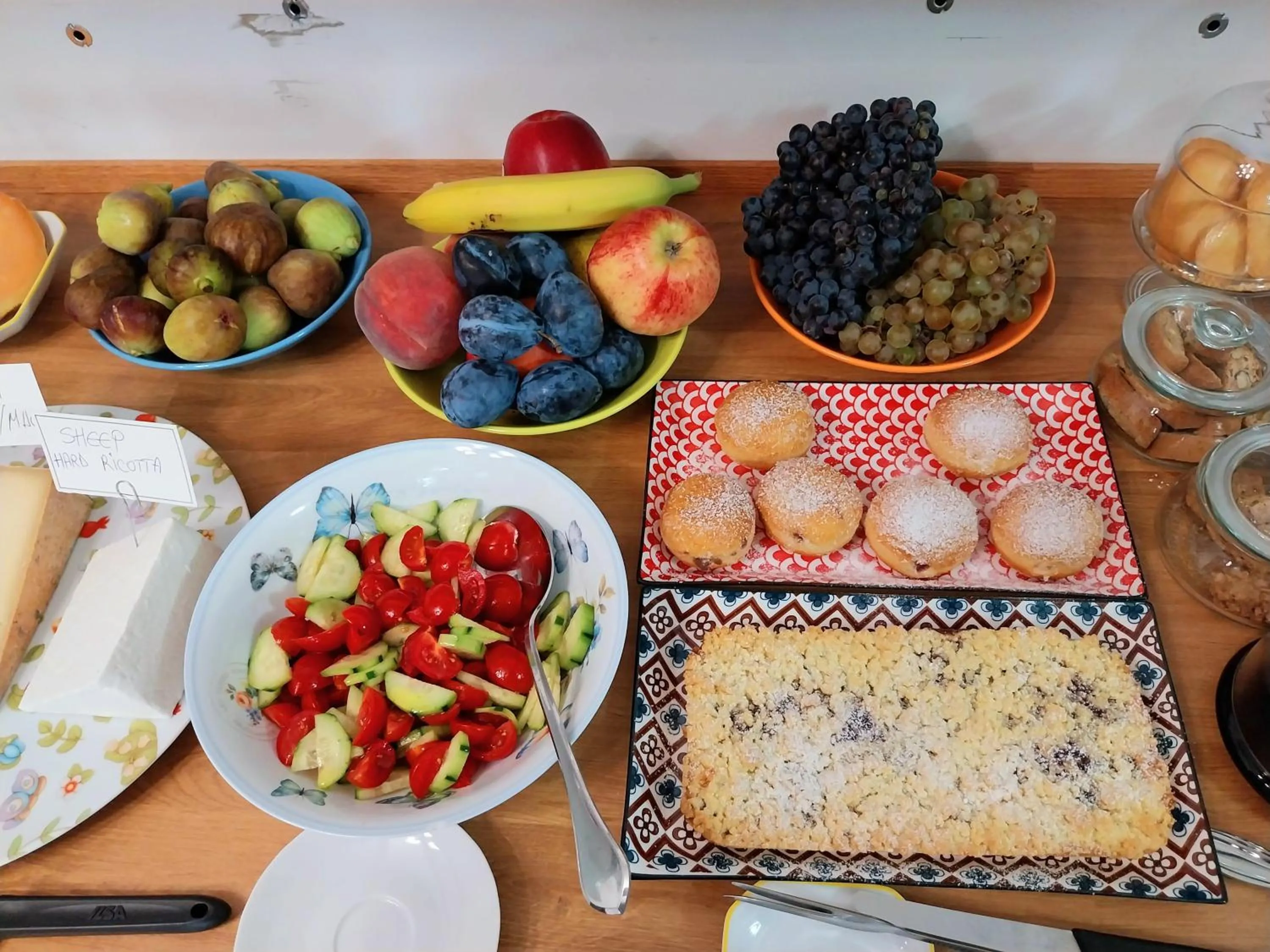 Food and drinks in Villa Bellavista Alba, B&B