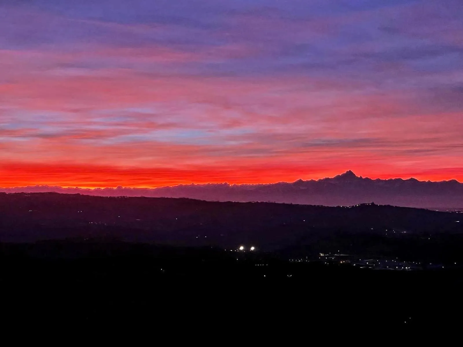 Mountain view in Villa Bellavista Alba, B&B