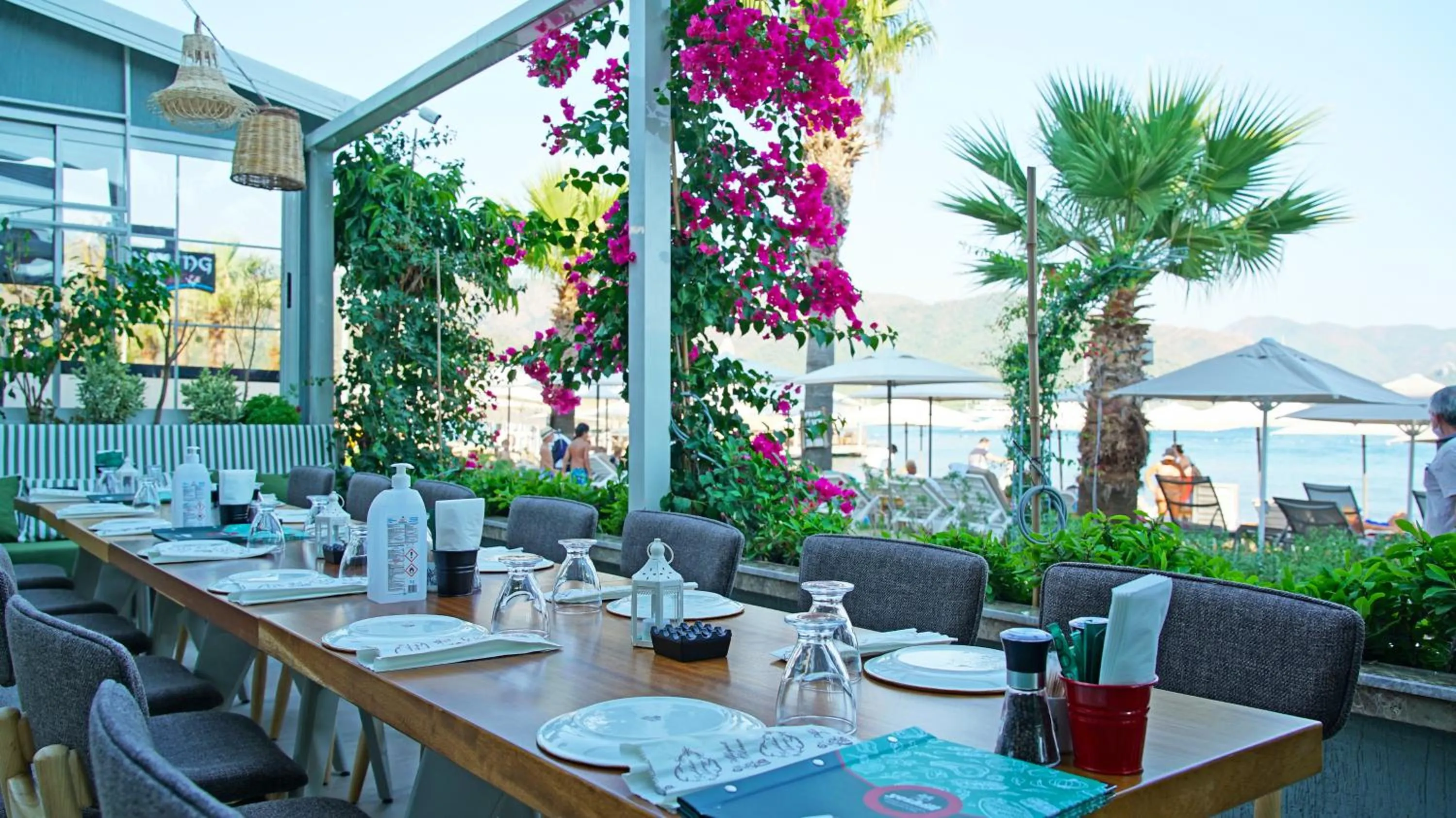 Restaurant/places to eat in Yeshill Boutique Hotel