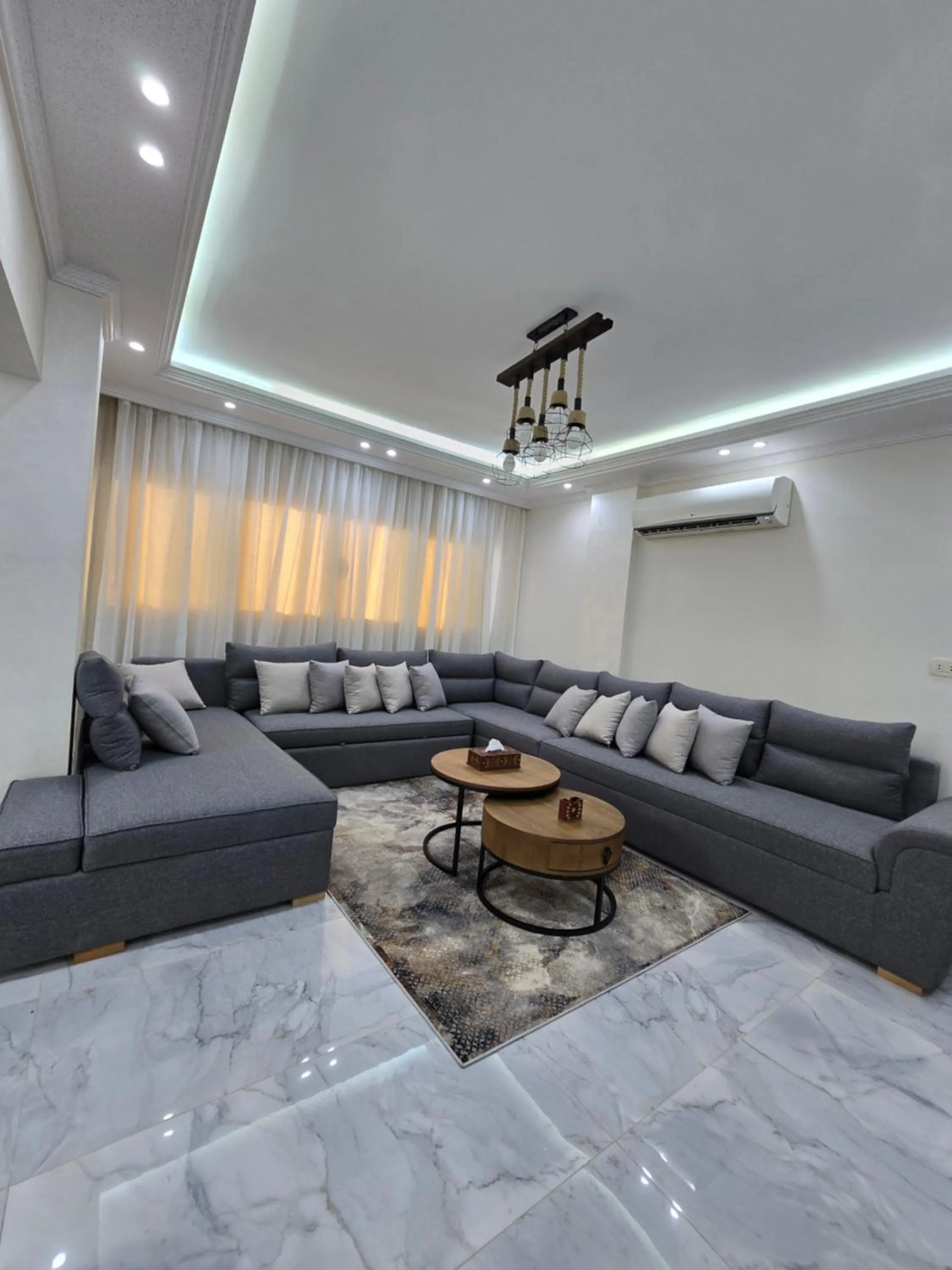 Living room in Comfy 2 Bedrooms Apartment in Cairo 94S