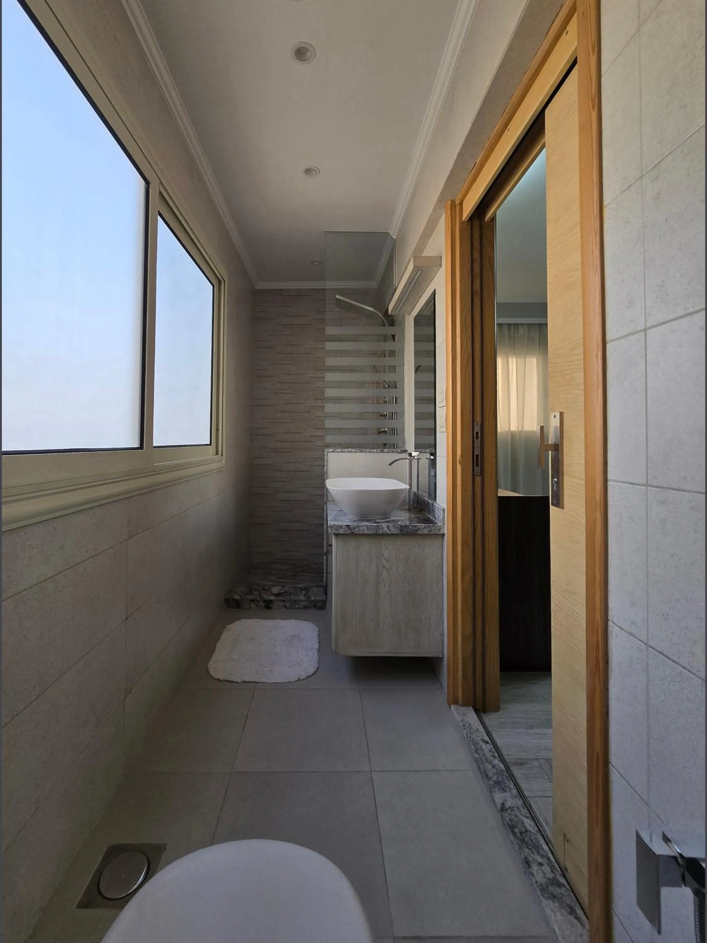 Bathroom, Bed in Comfy 2 Bedrooms Apartment in Cairo 94S