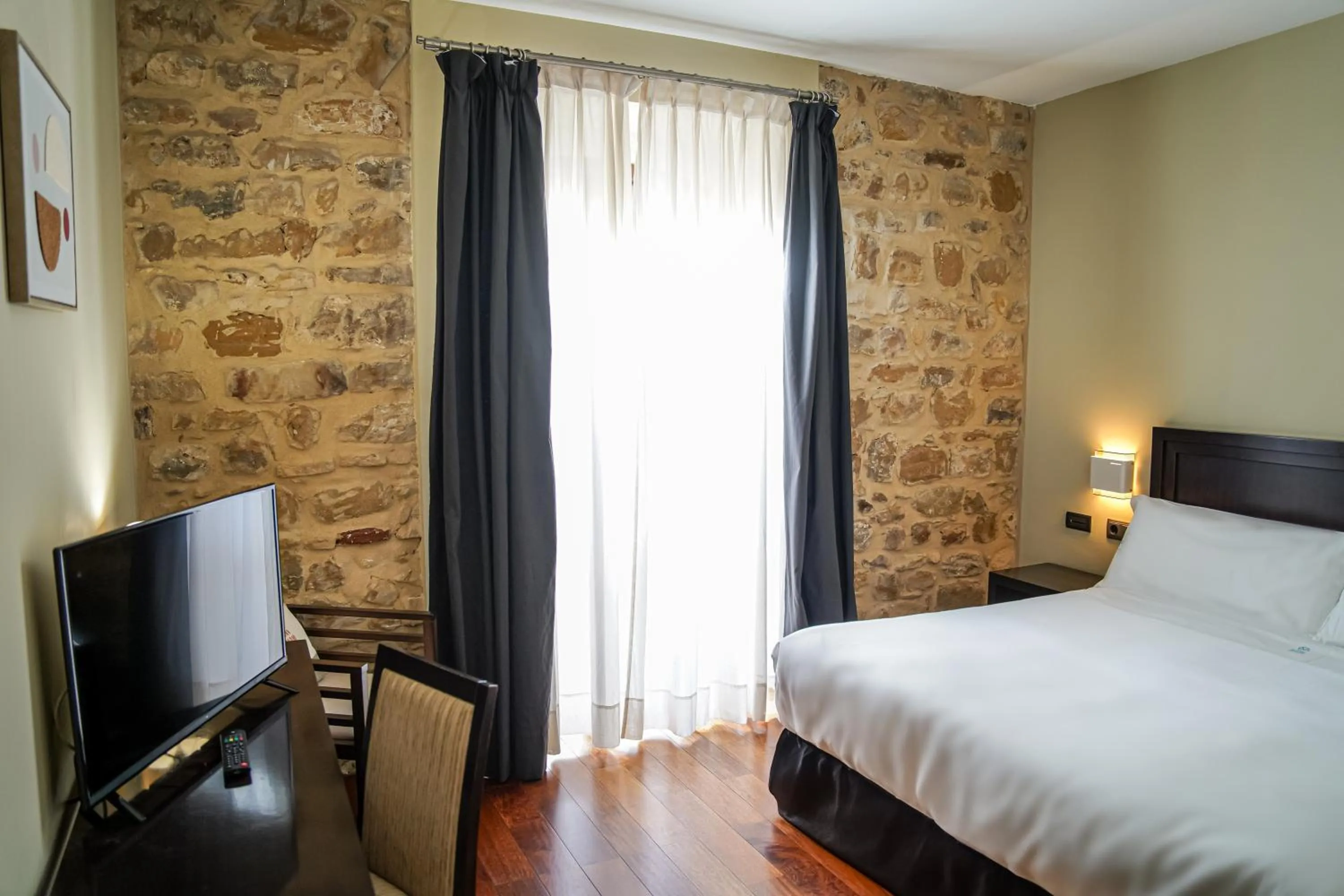 Bed in Hotel Baeza Monumental by eme hoteles