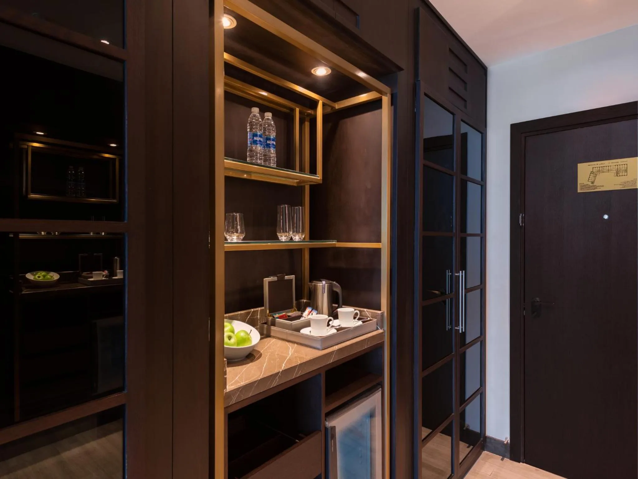 Coffee/tea facilities in Hyatt Regency Al Kout Mall