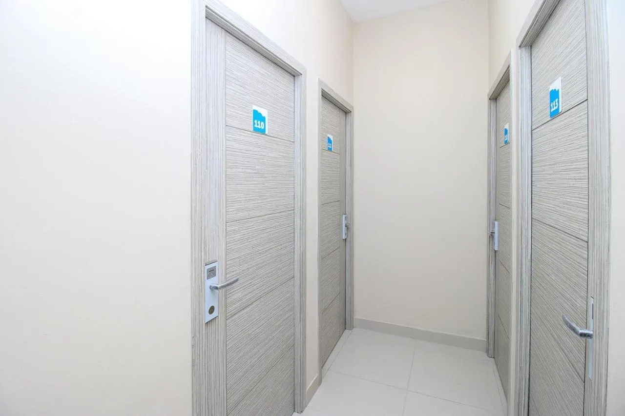 COZROOMS near MRT, Plaza Indonesia, and Grand Indonesia