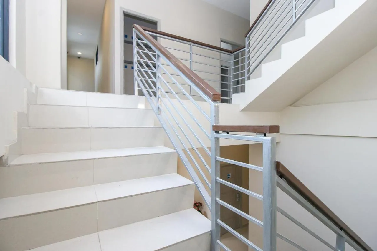 COZROOMS near MRT, Plaza Indonesia, and Grand Indonesia