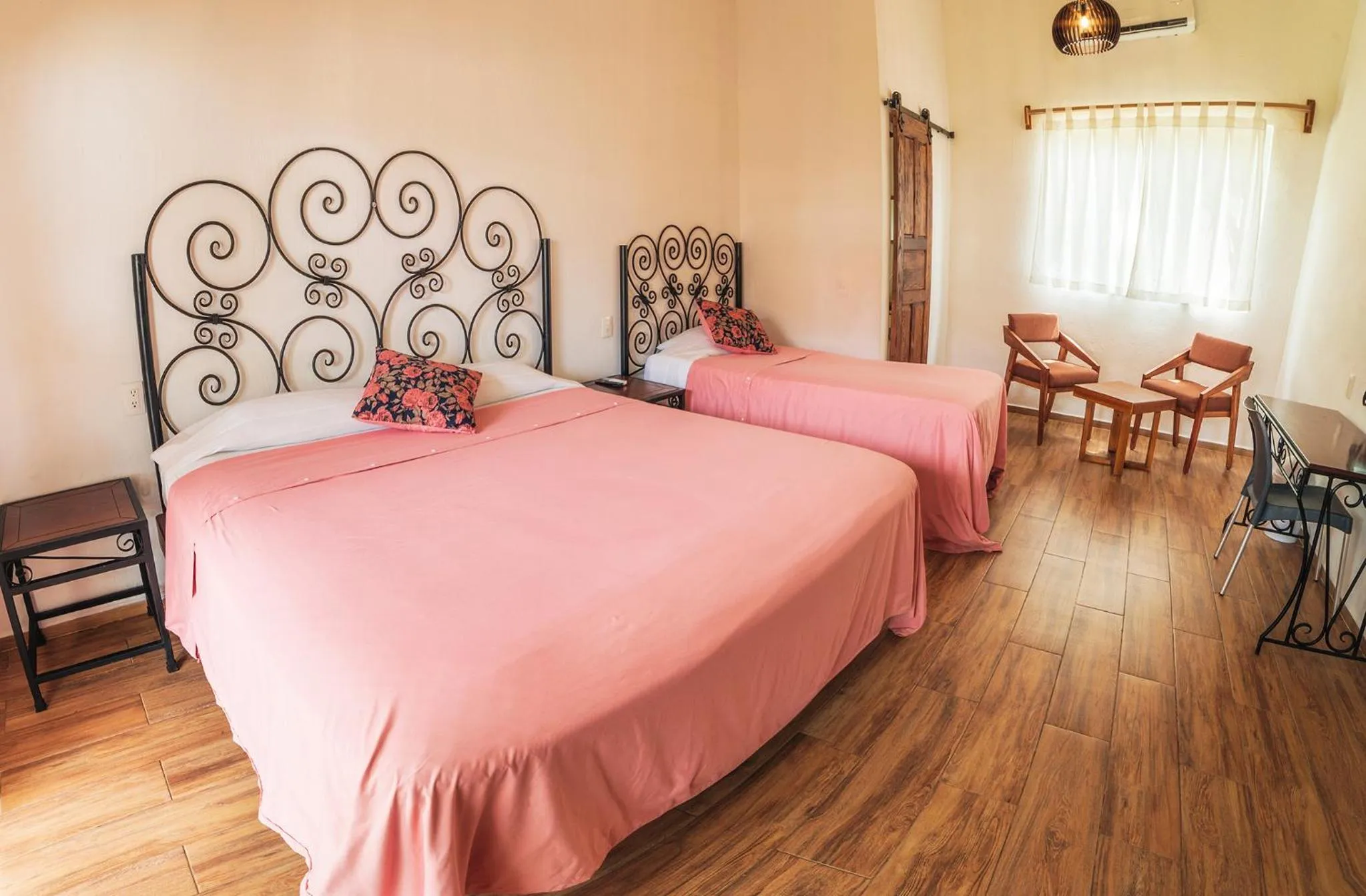 Decorative detail, Bed in Hotel Bahía Paraíso