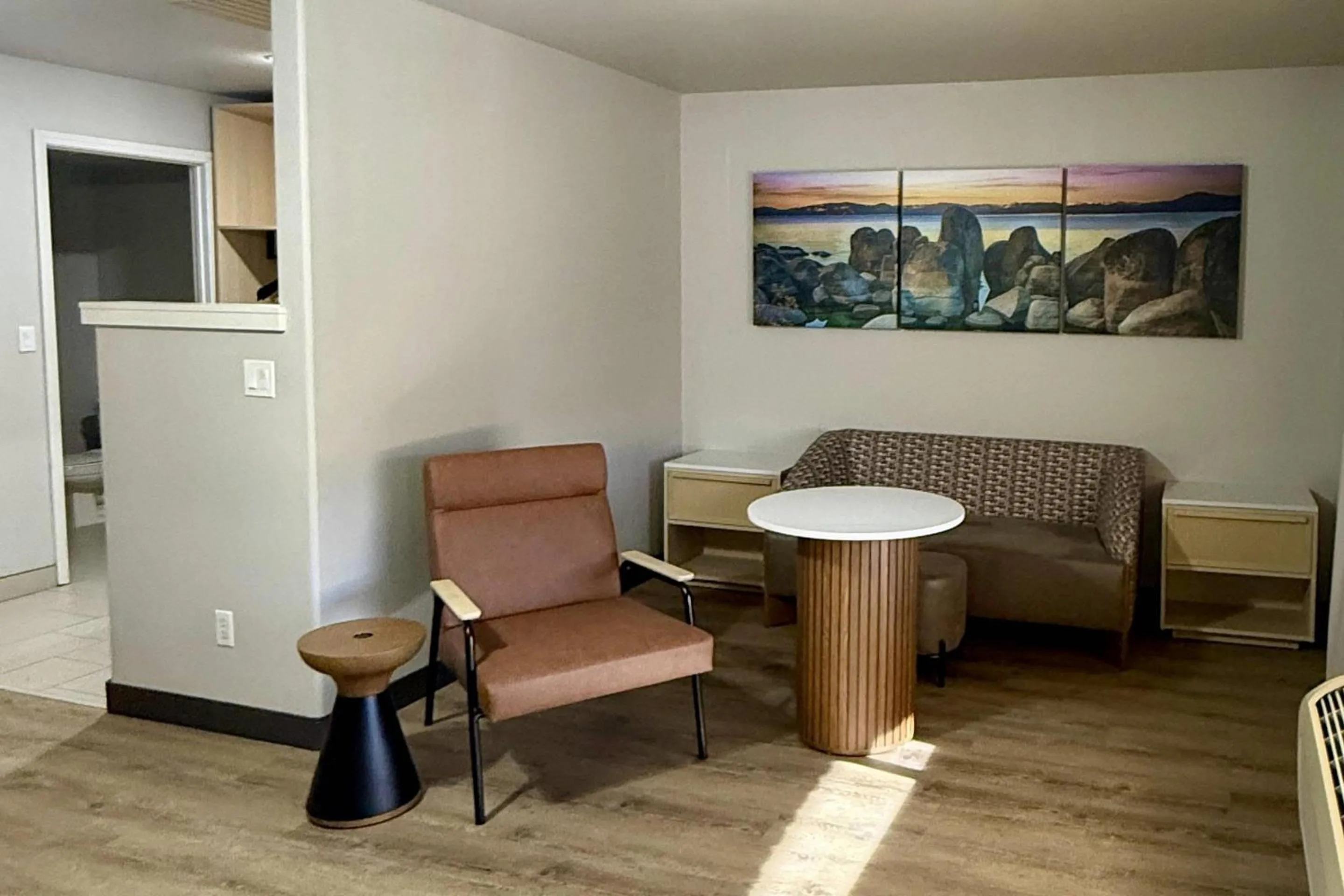 Bedroom in Rodeway Inn - SFI Winnemucca