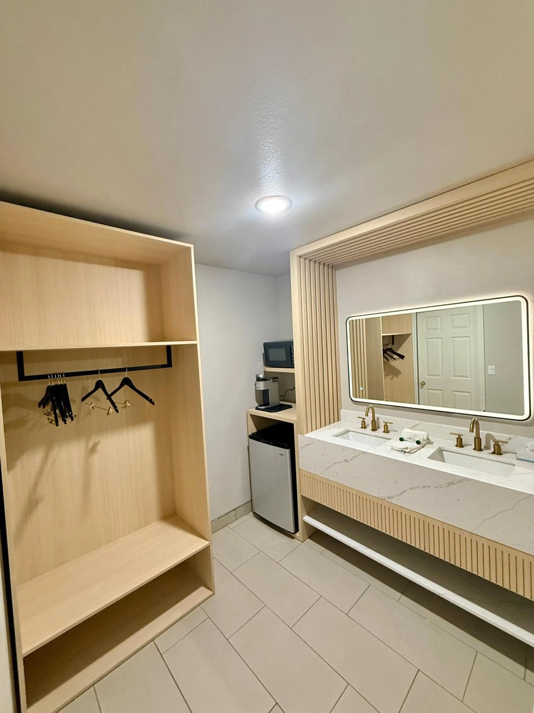 Bathroom in Rodeway Inn - SFI Winnemucca