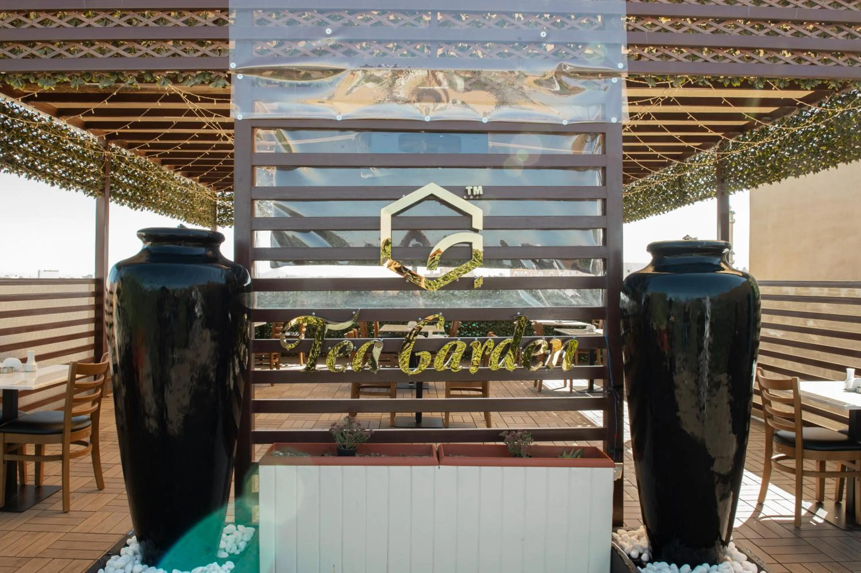 Coffee/tea facilities in Gorash Hotel