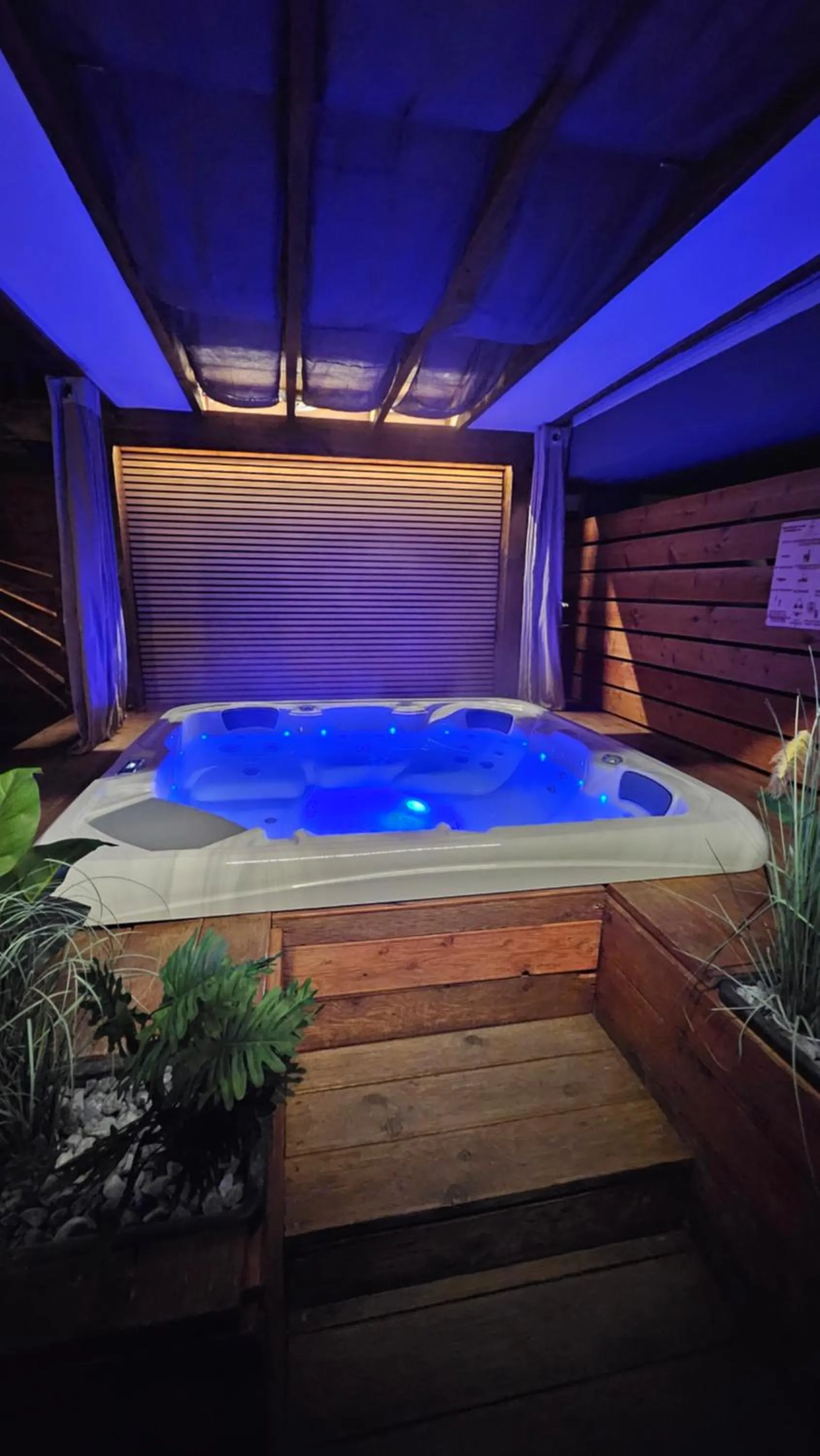 Hot Tub in Hiša stare mame