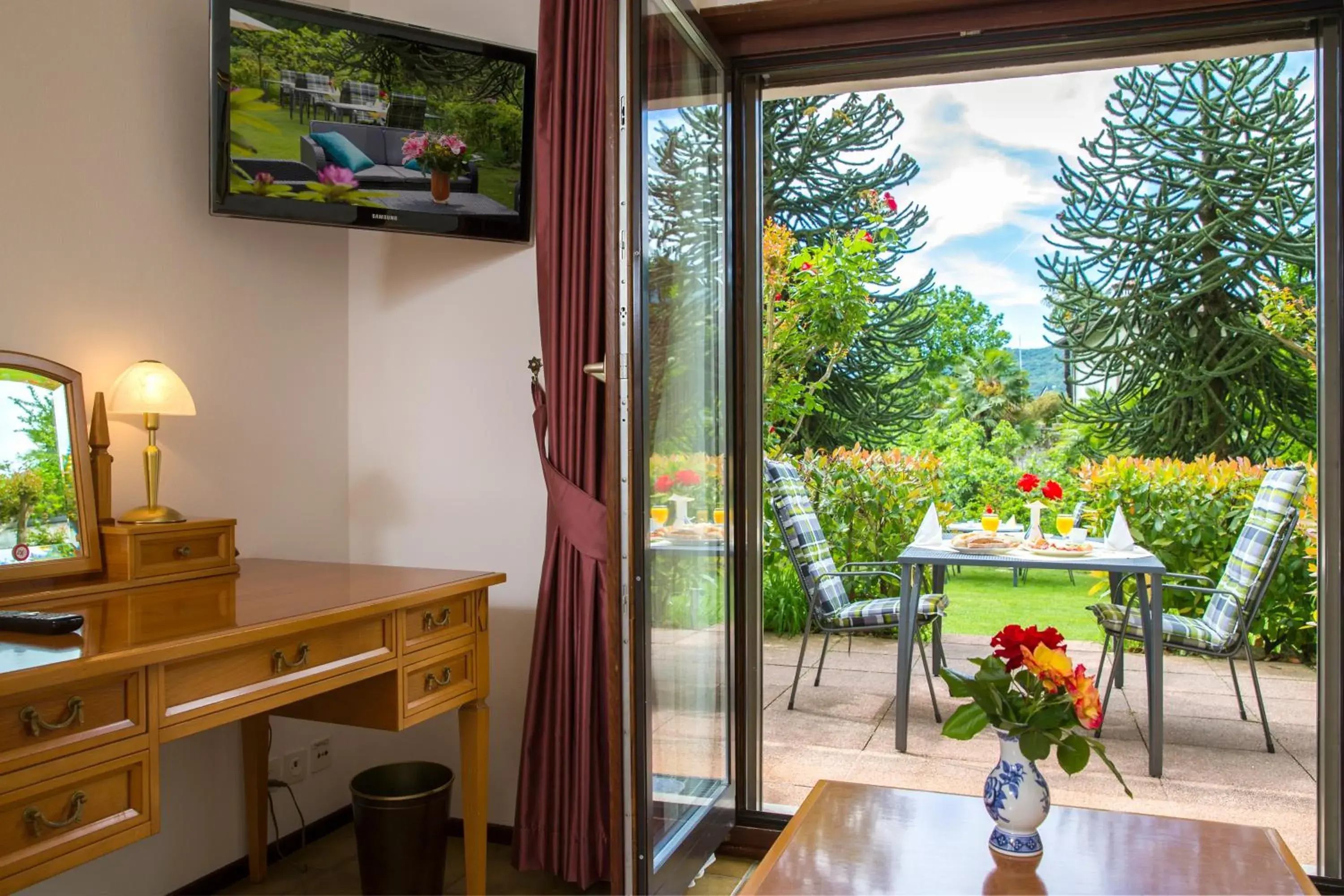 Double or Twin Room with Private Garden - single occupancy in Hotel Al Fiume Double or Twin Room with Private Garden - single occupancy in Hotel Al Fiume
