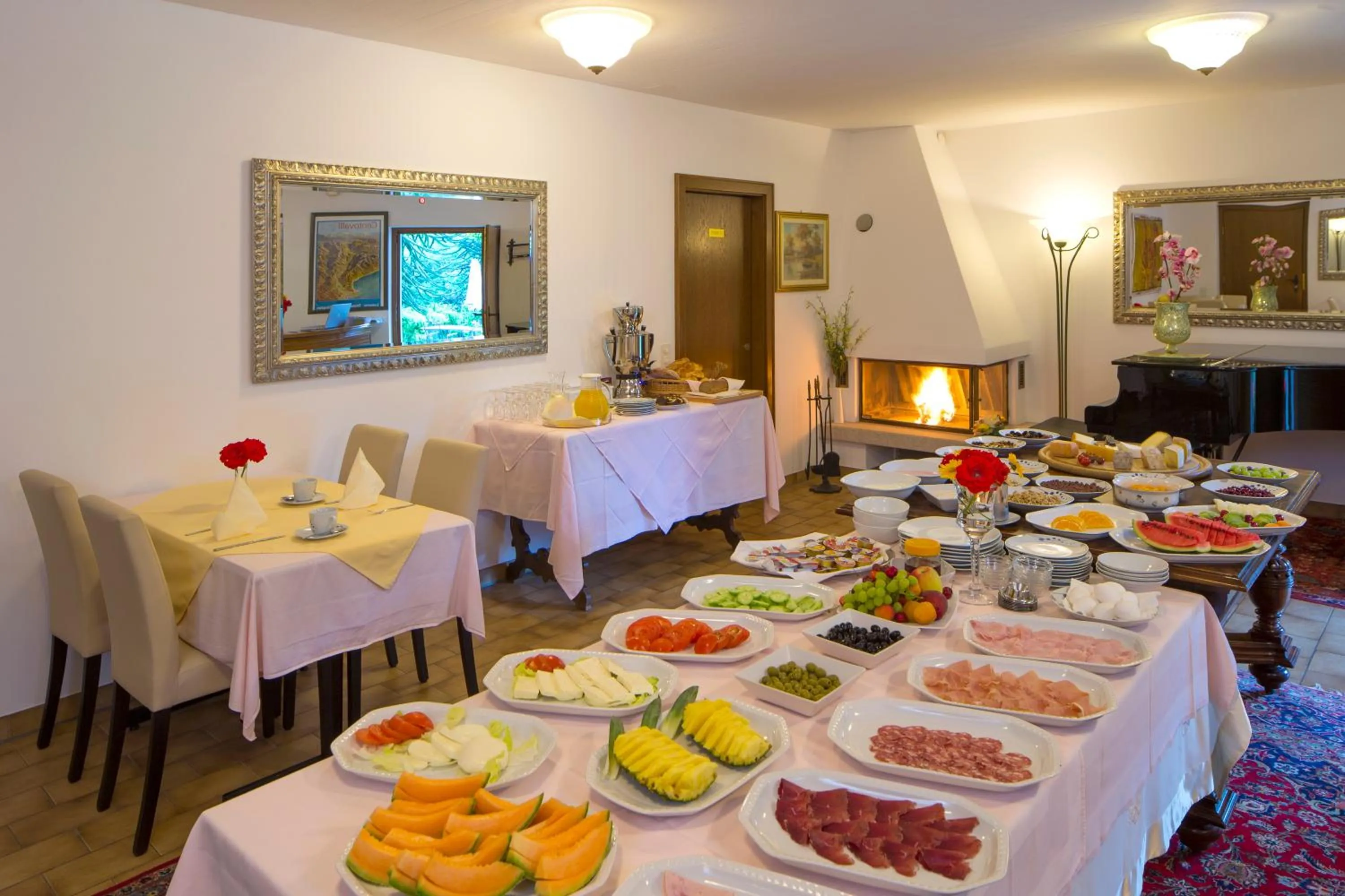 Restaurant/places to eat in Hotel Al Fiume