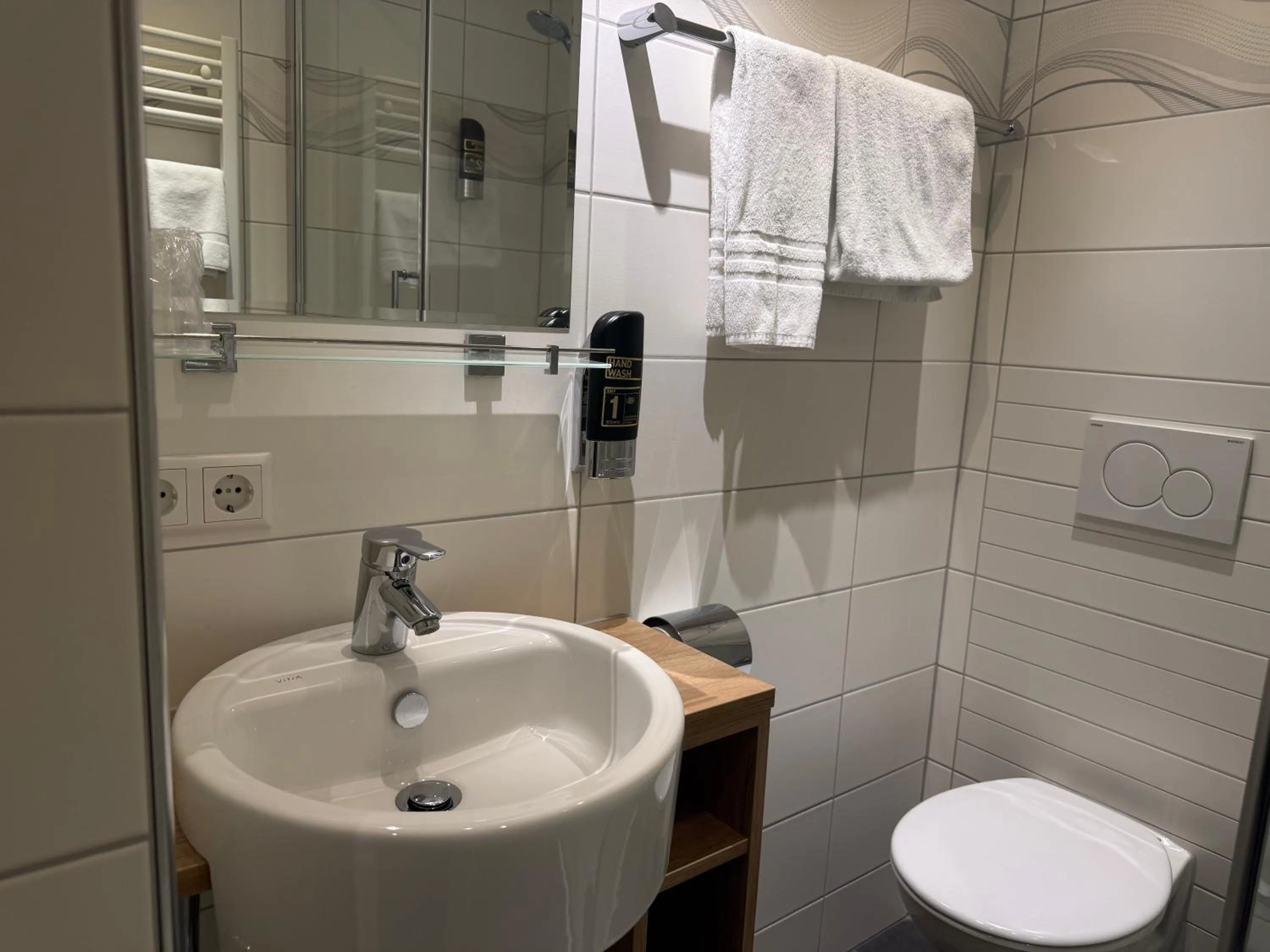 Bathroom in Hotel Villa Sulmana