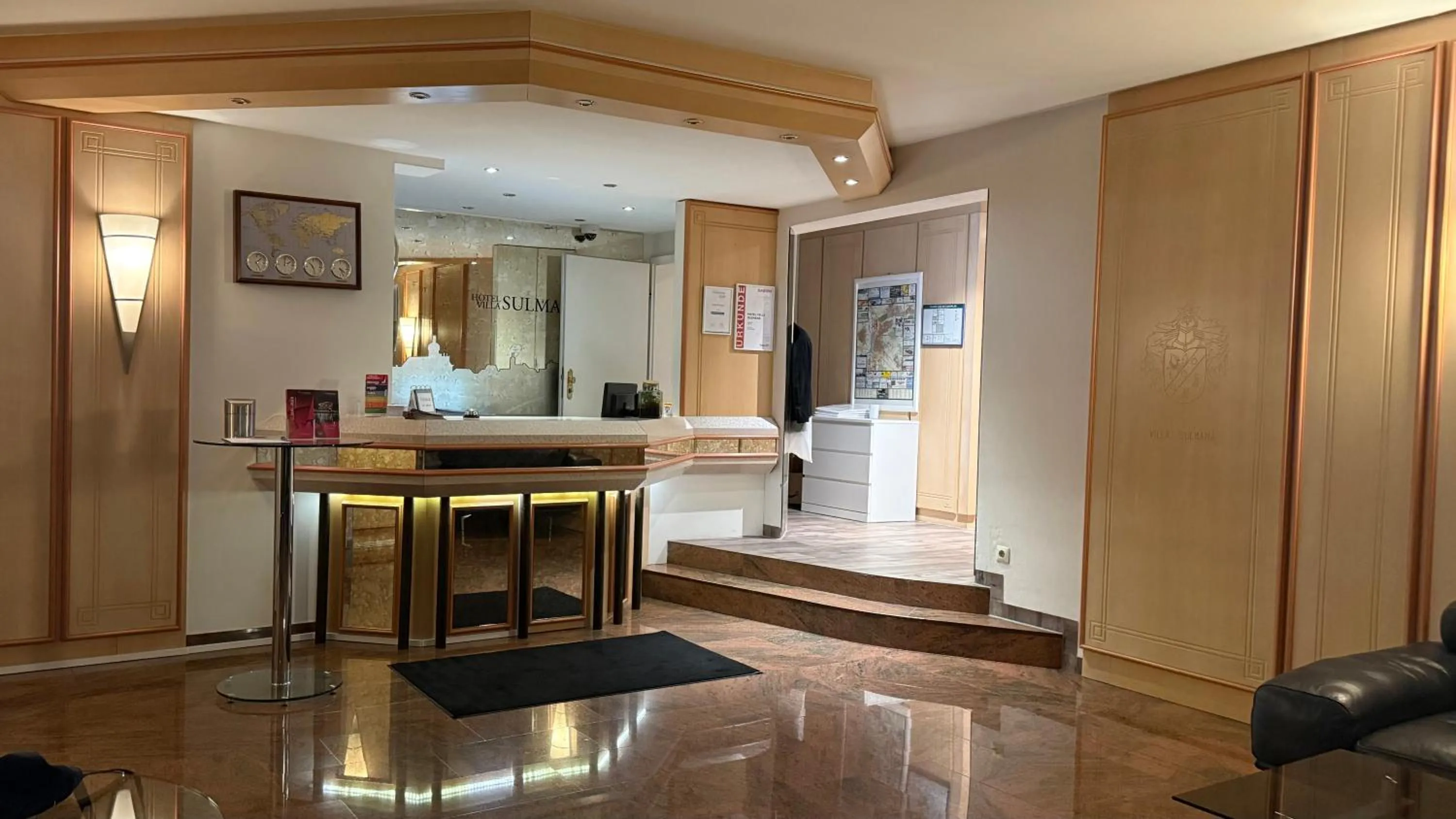 Facade/entrance in Hotel Villa Sulmana