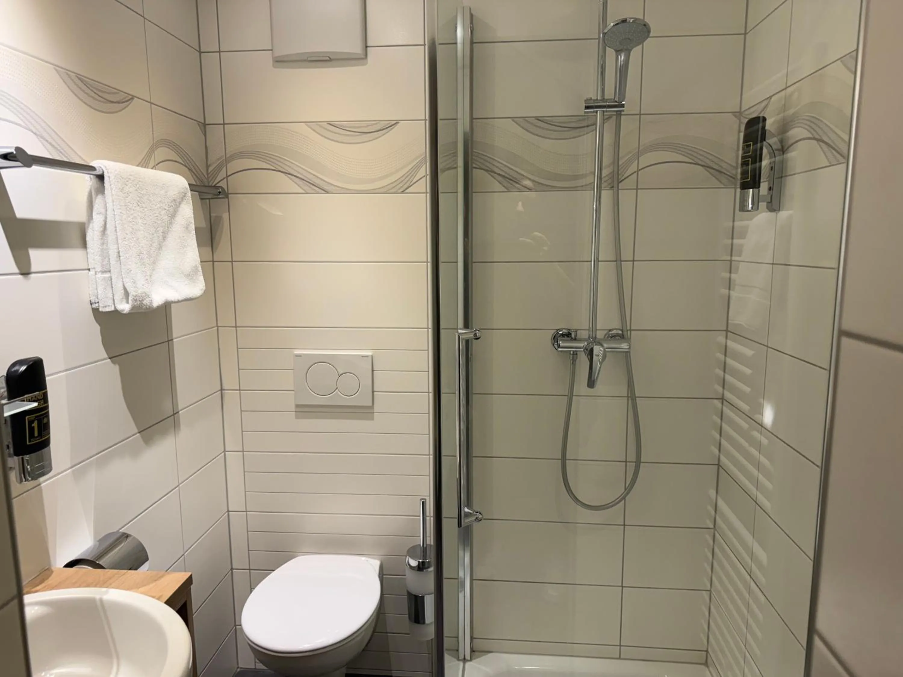 Bathroom in Hotel Villa Sulmana