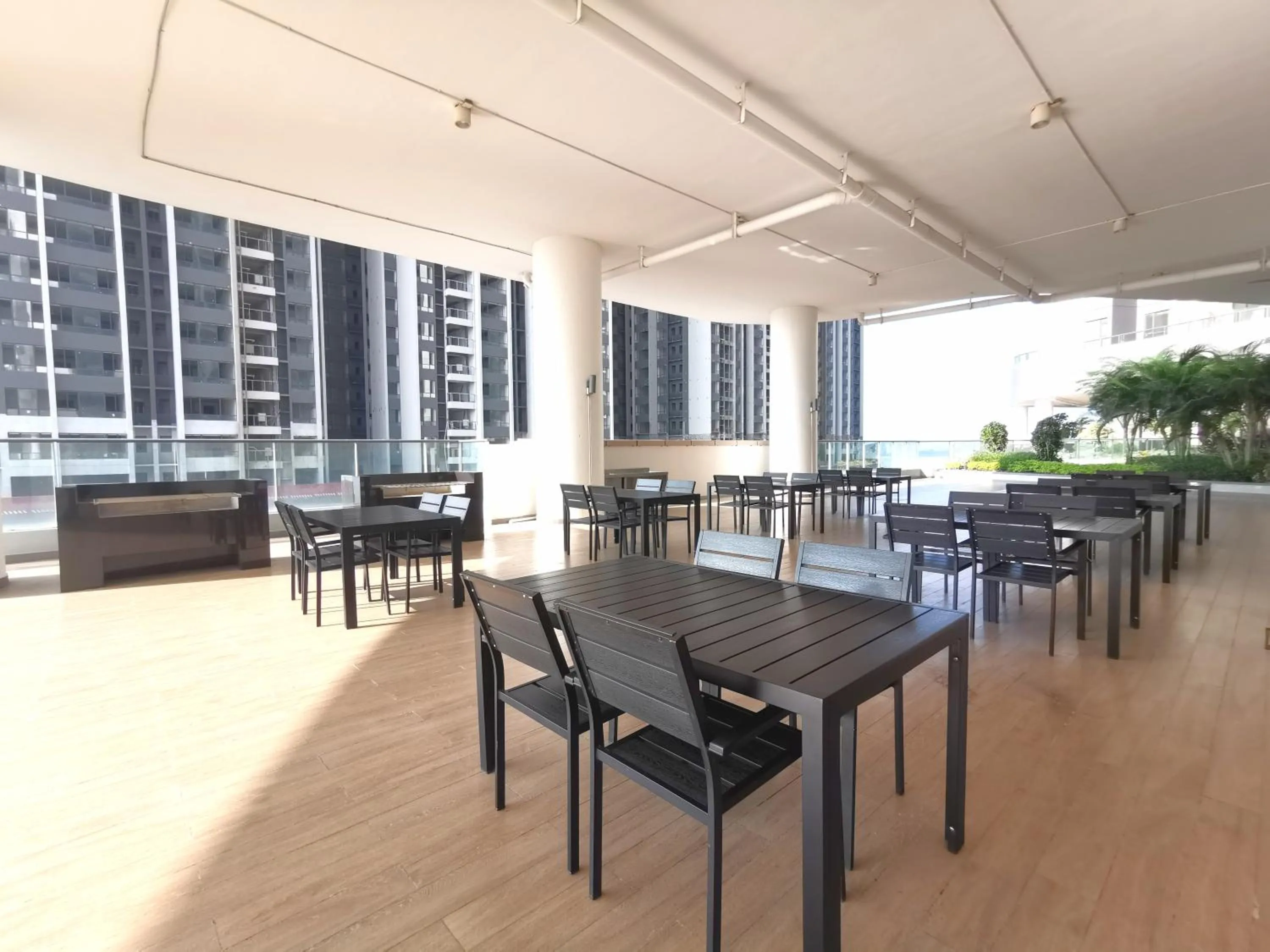 R&F Princess Cove by Maco Home