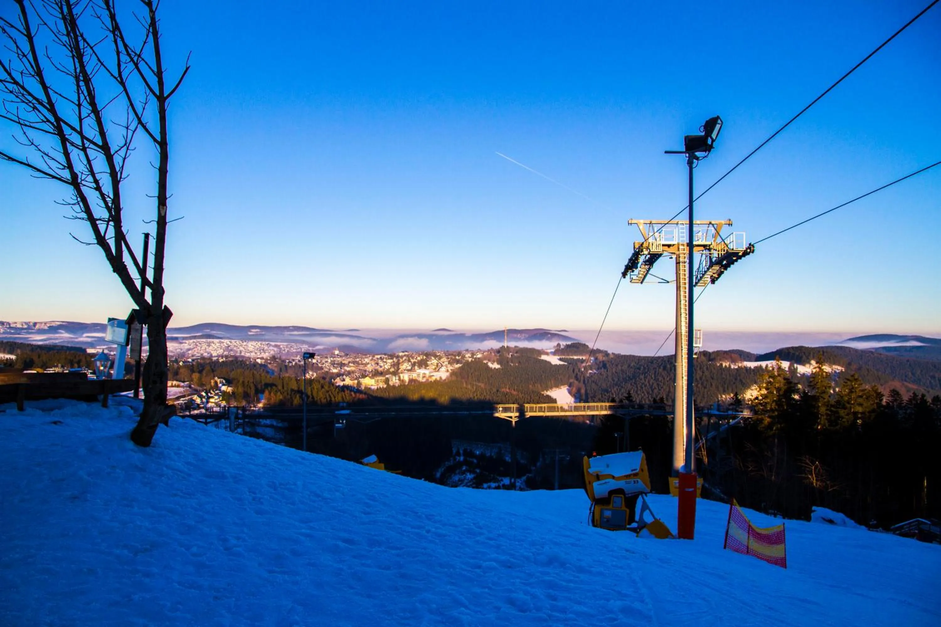 Skiing in Hotel Schneider