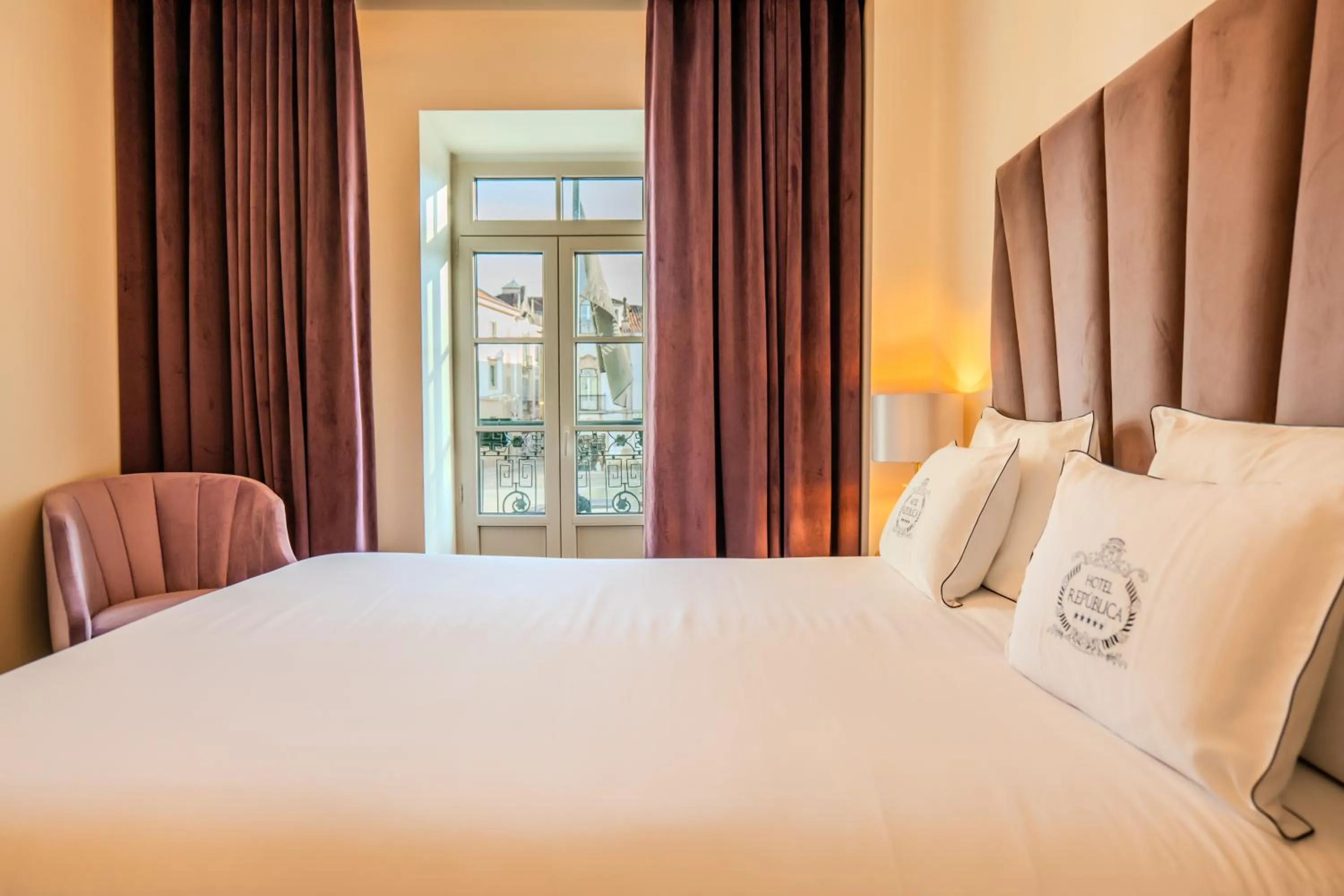 Bed in Hotel República Boutique Hotel