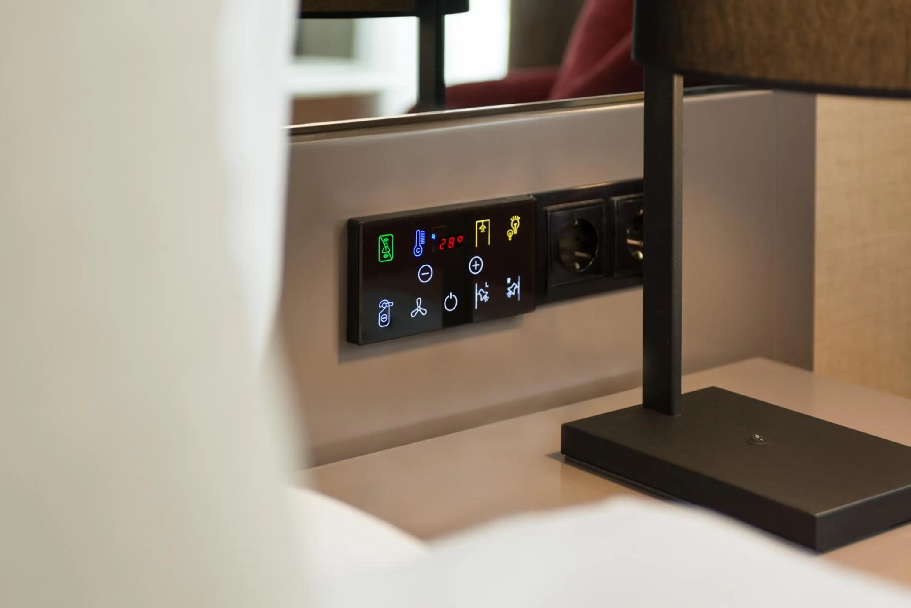 TV and multimedia in Ramada Residences by Wyndham Balikesir