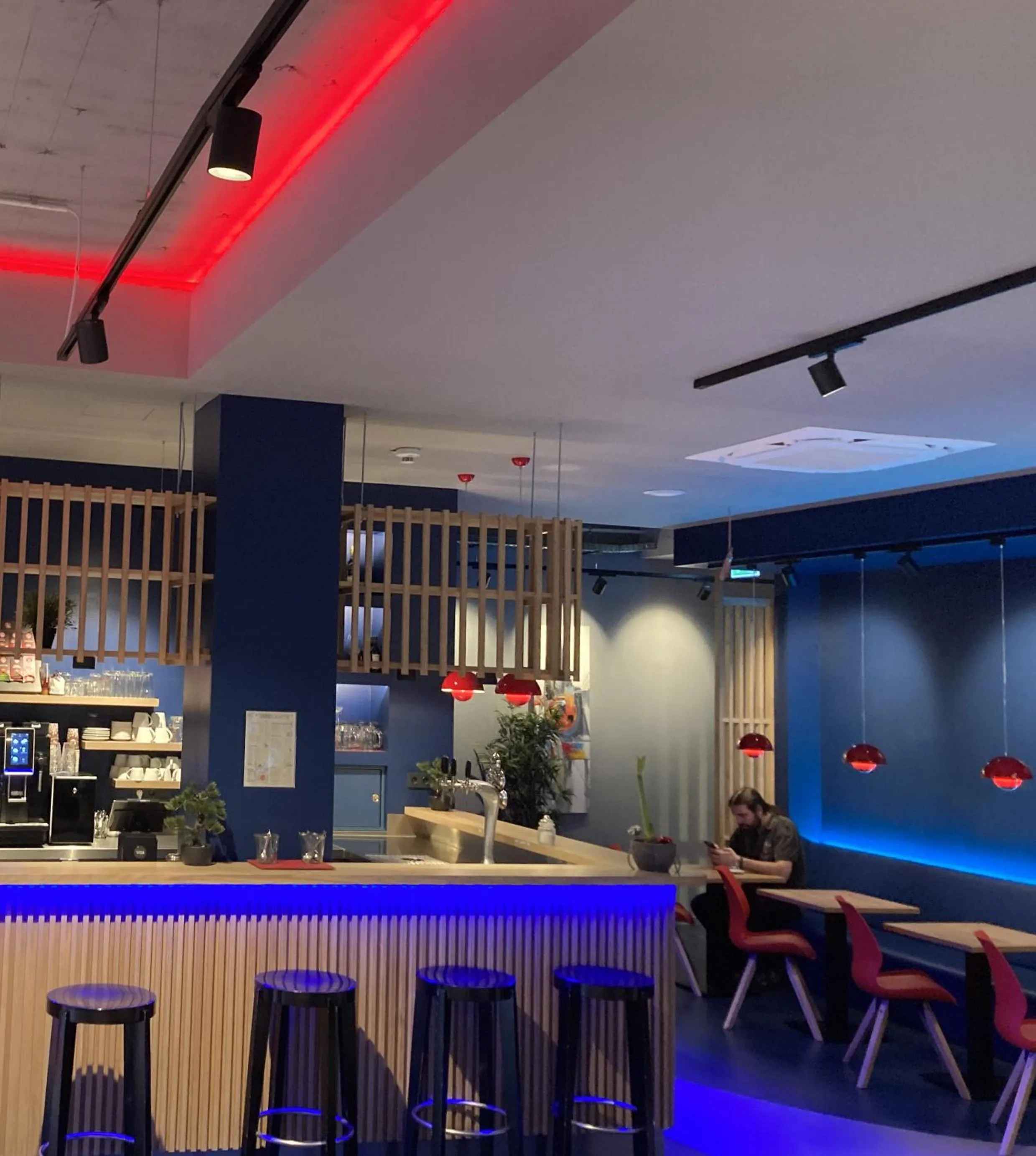 Lounge or bar in acama Hotel & Hostel Kreuzberg