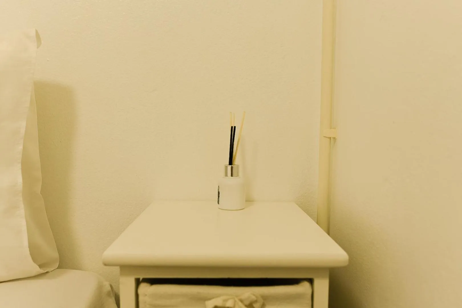 hair dresser in 24 Poshtel Chiangmai