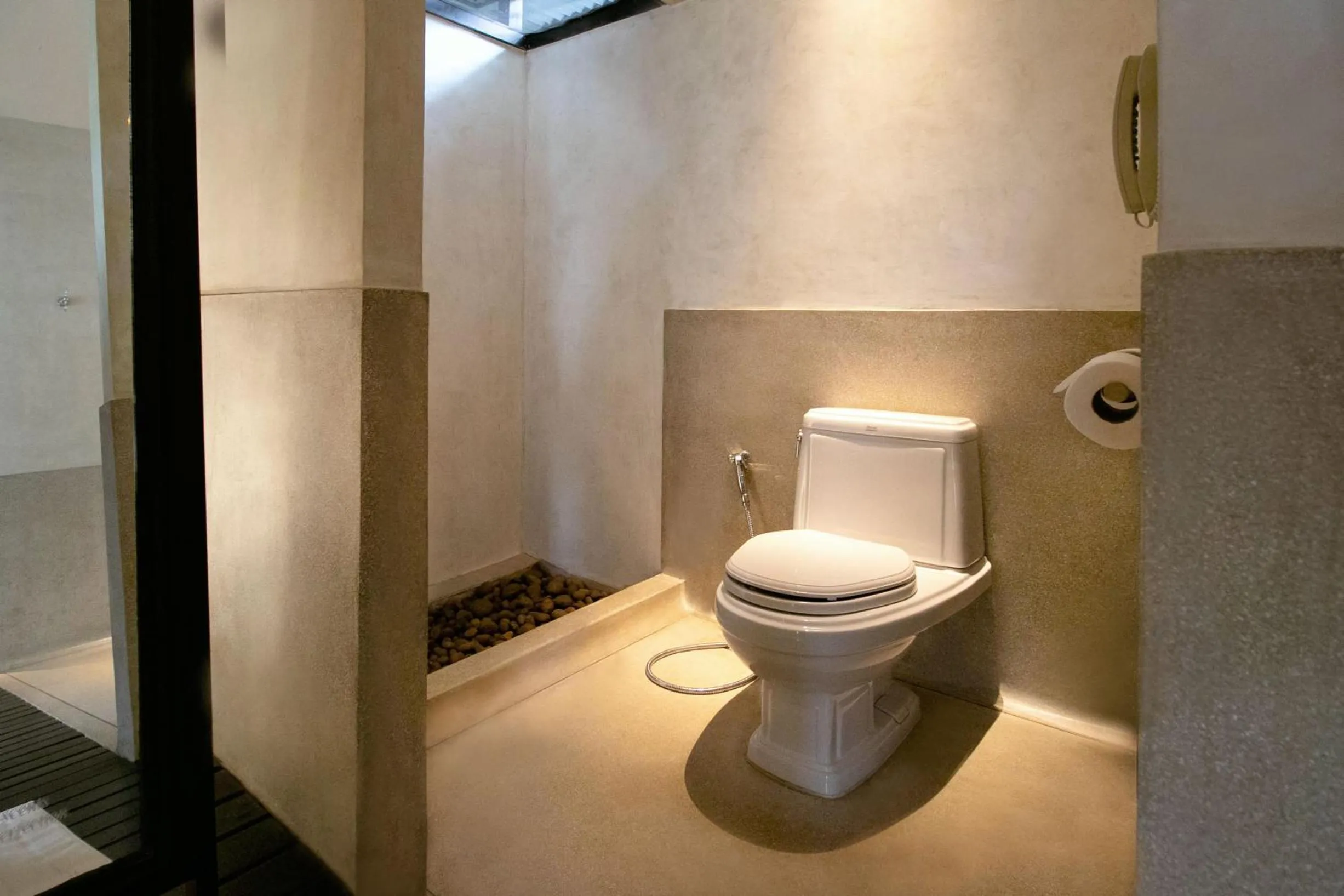 Toilet in The Lamai Samui