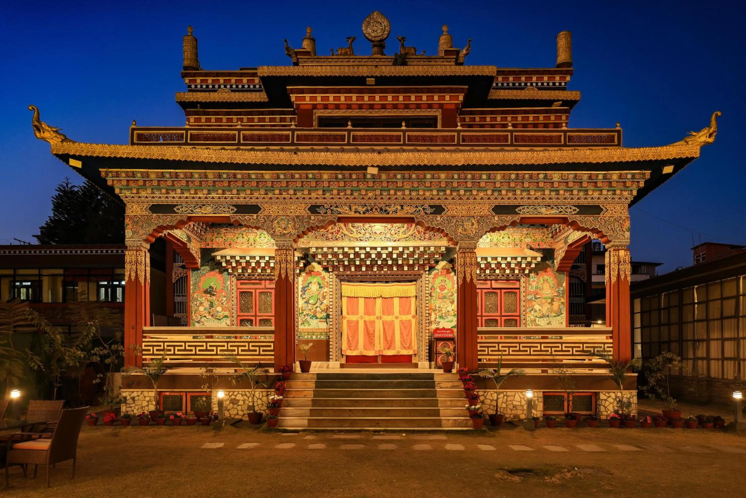 Property building in Hotel Dolmaling