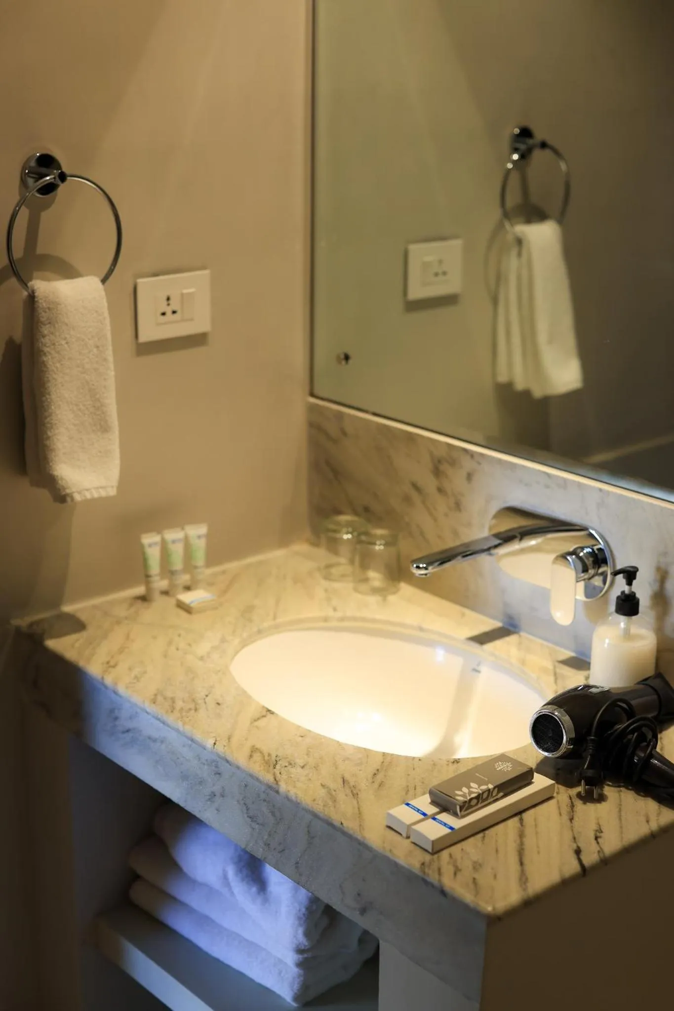 Bathroom in Hotel Dolmaling