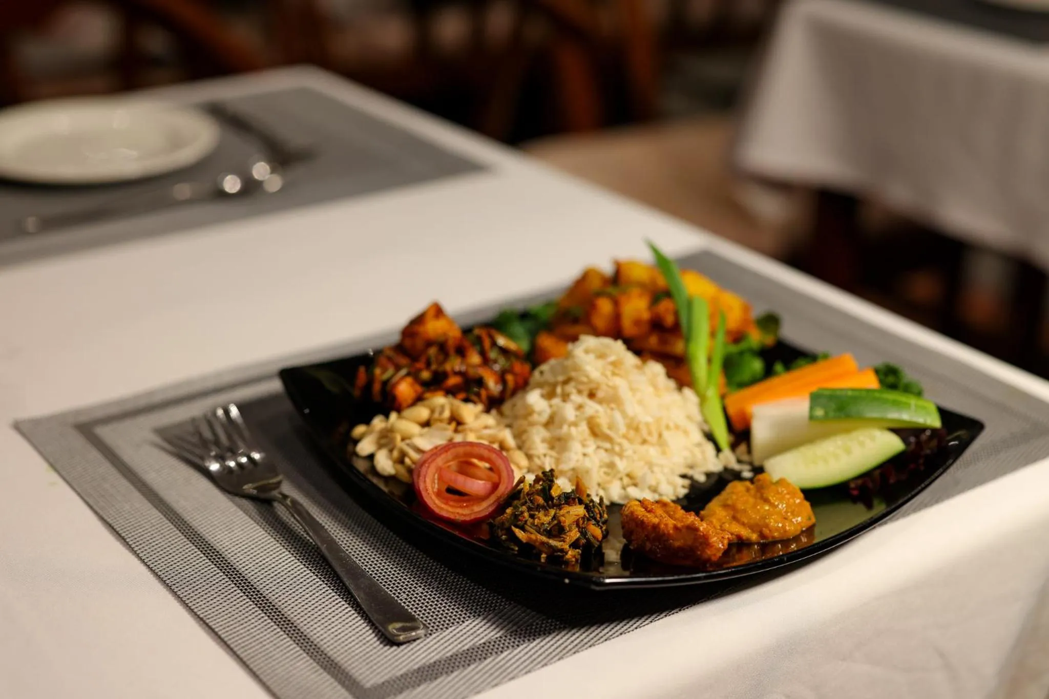 Restaurant/places to eat in Hotel Dolmaling