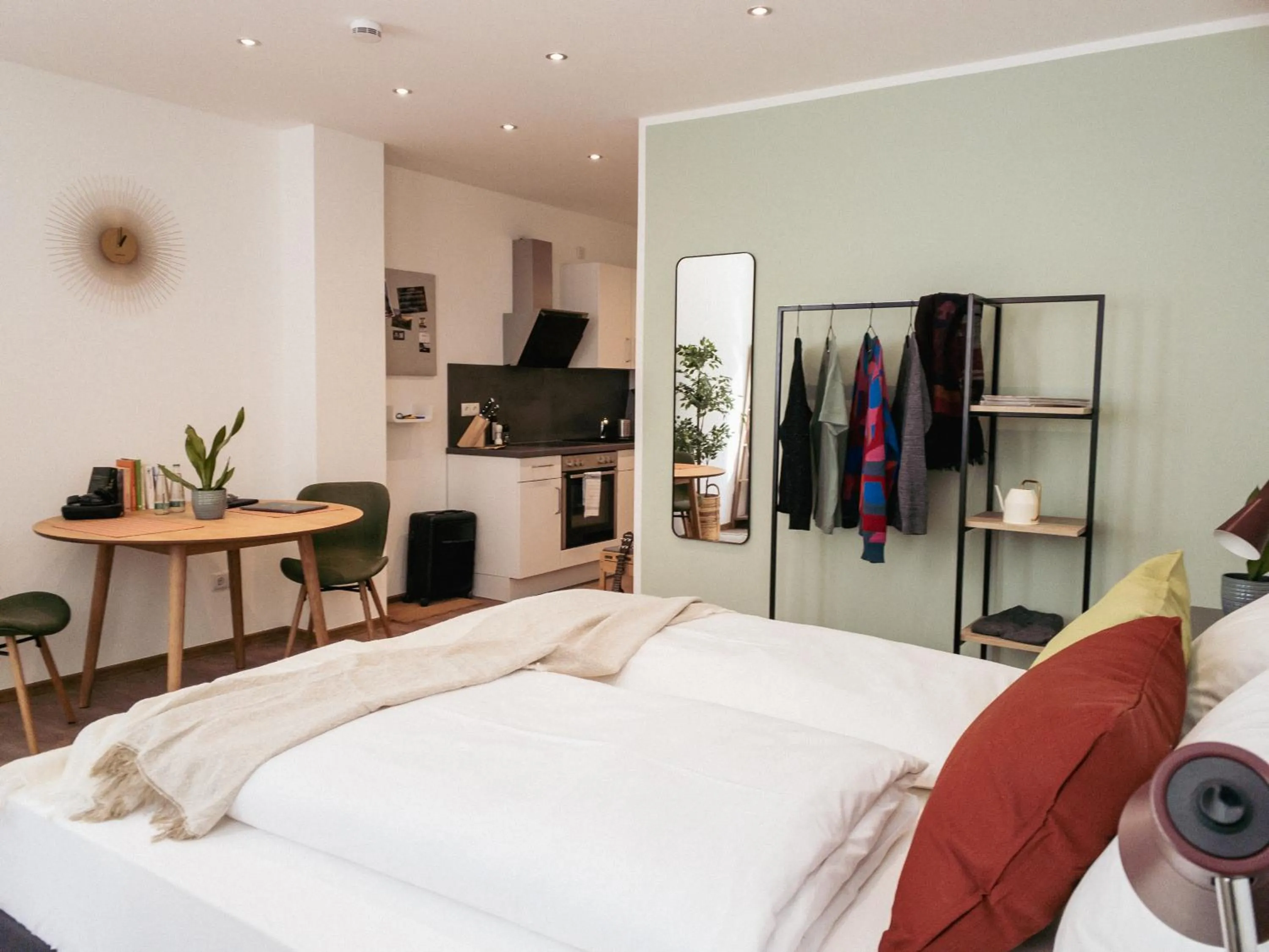 Photo of the whole room, Bed in Brunnen Apartments