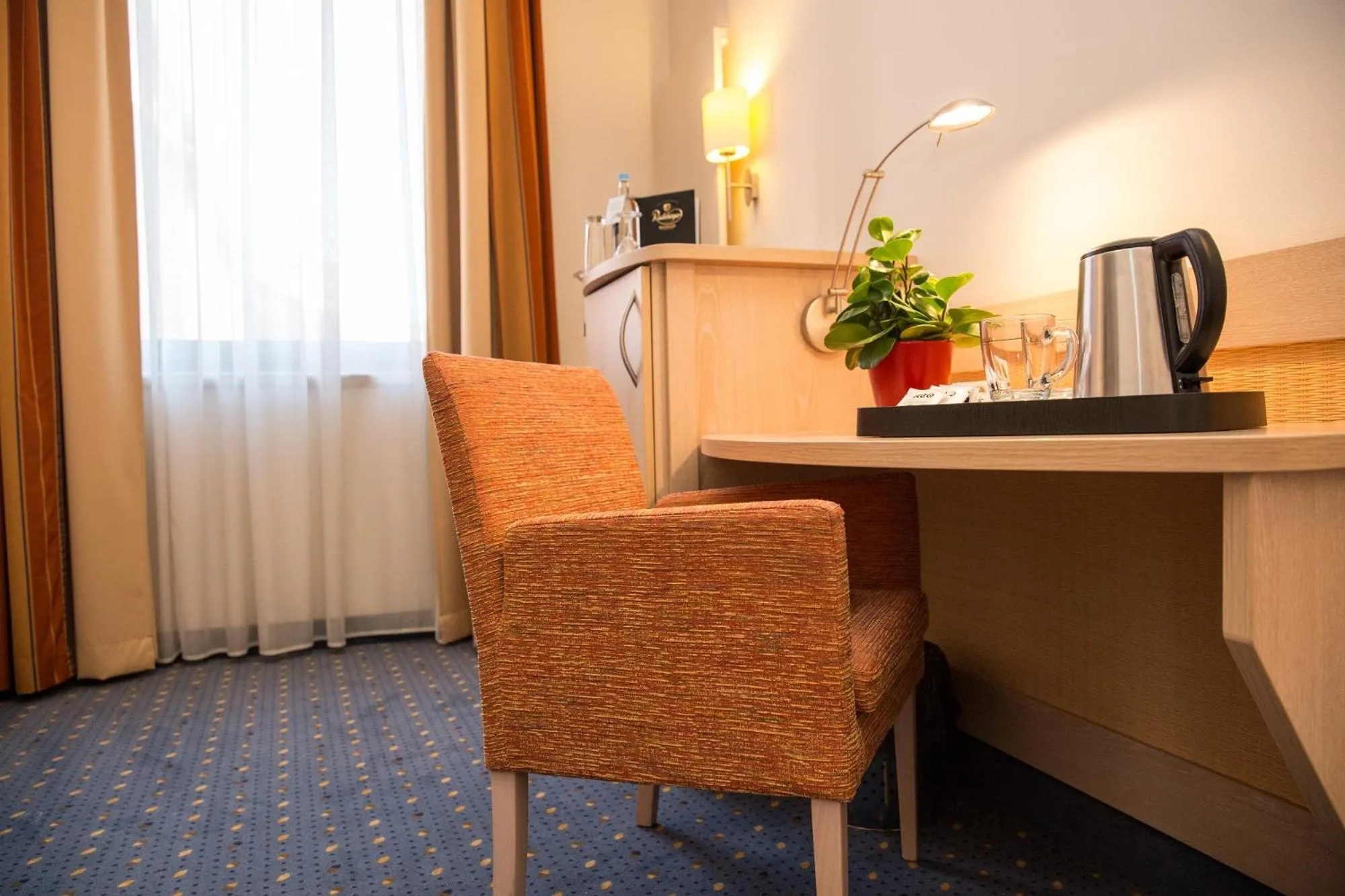 Coffee/tea facilities, Seating Area in Hotel von Euch