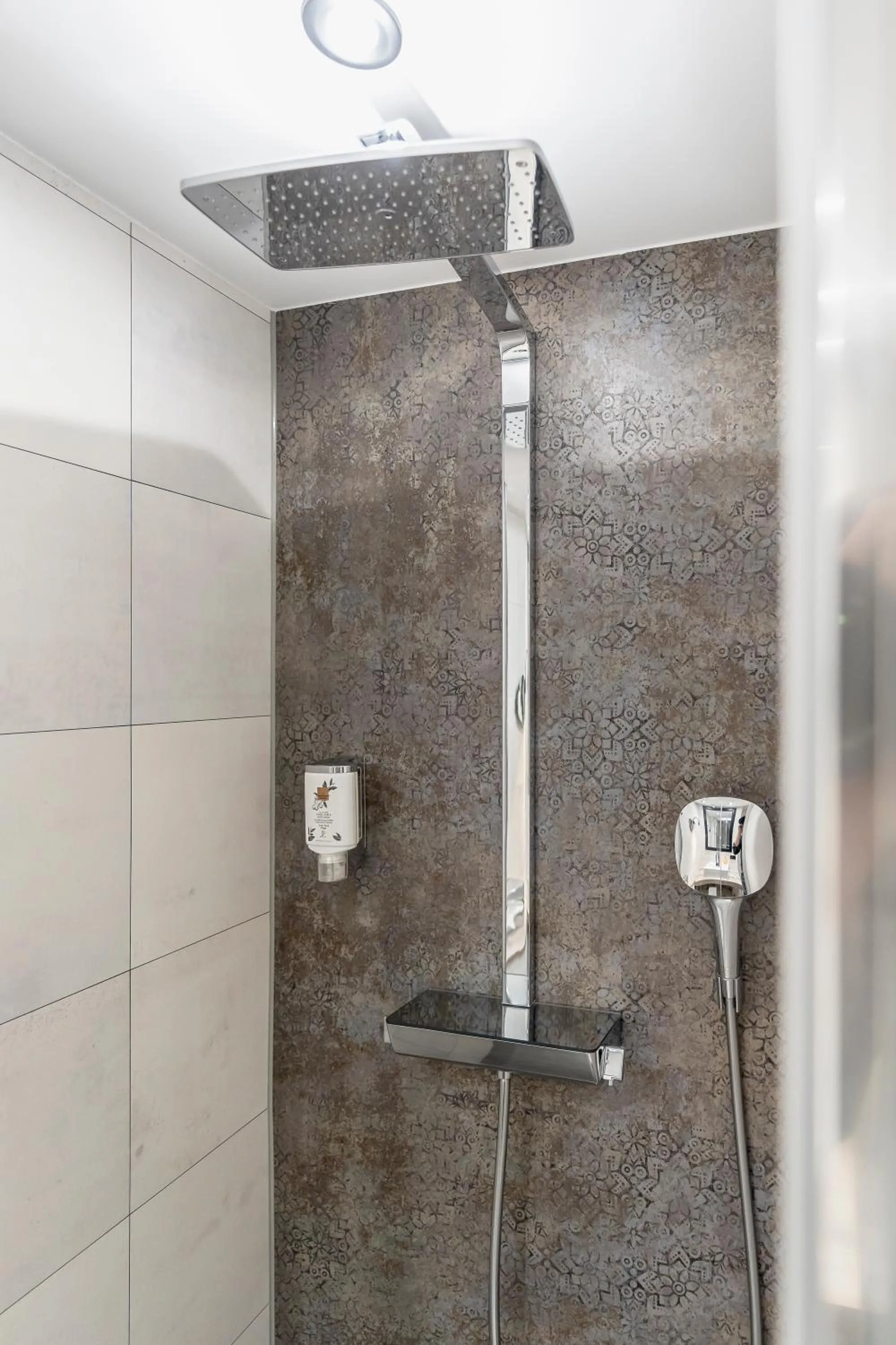 Bathroom in Hotel Demas München-Unterhaching