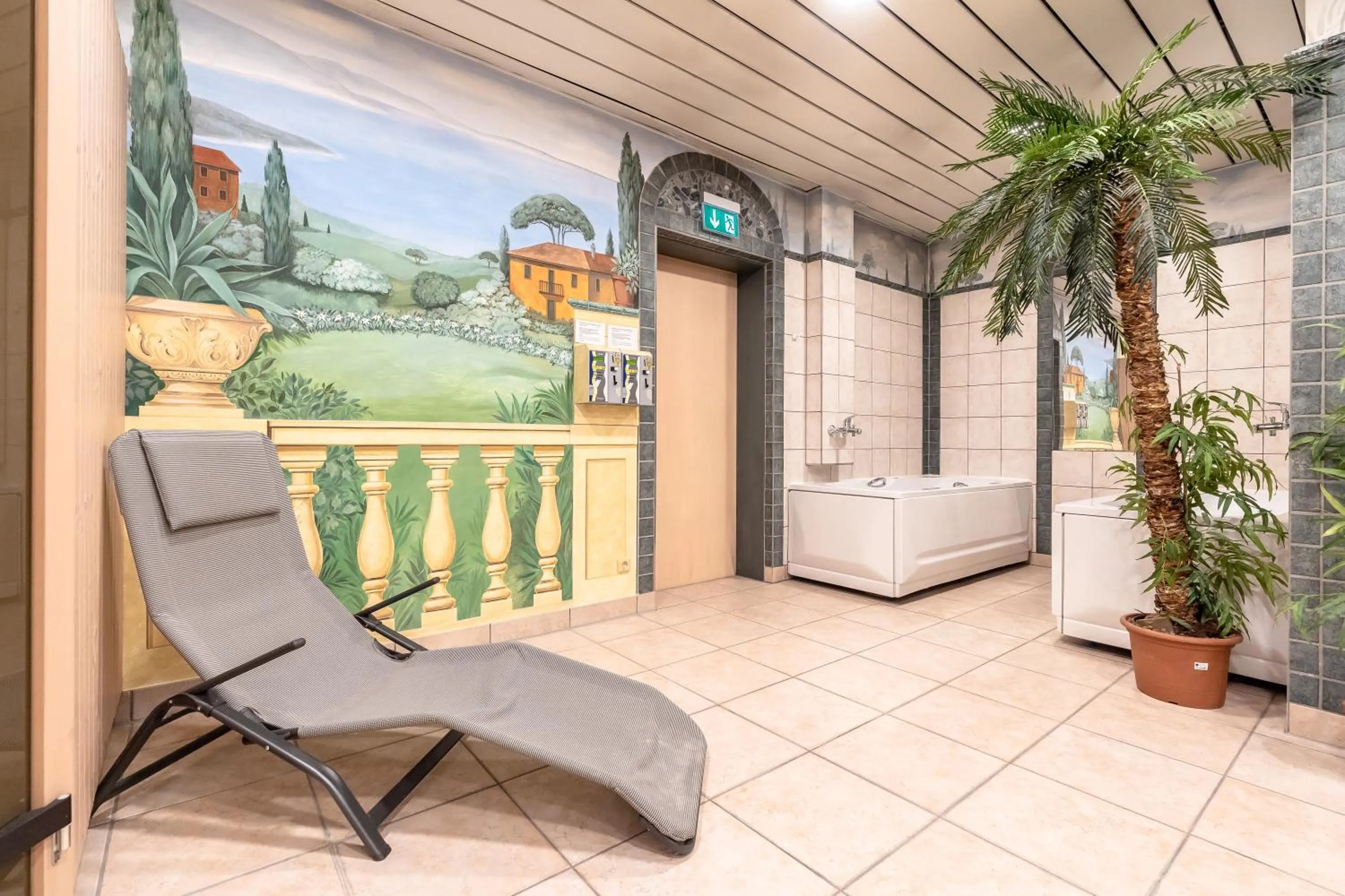 Hot Tub in Hotel Demas München-Unterhaching