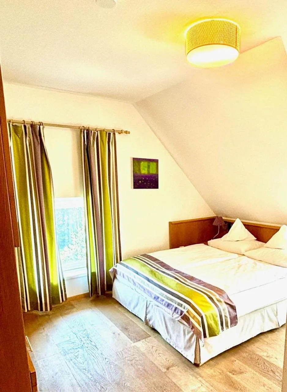 Bed in Hotel Fischerhaus