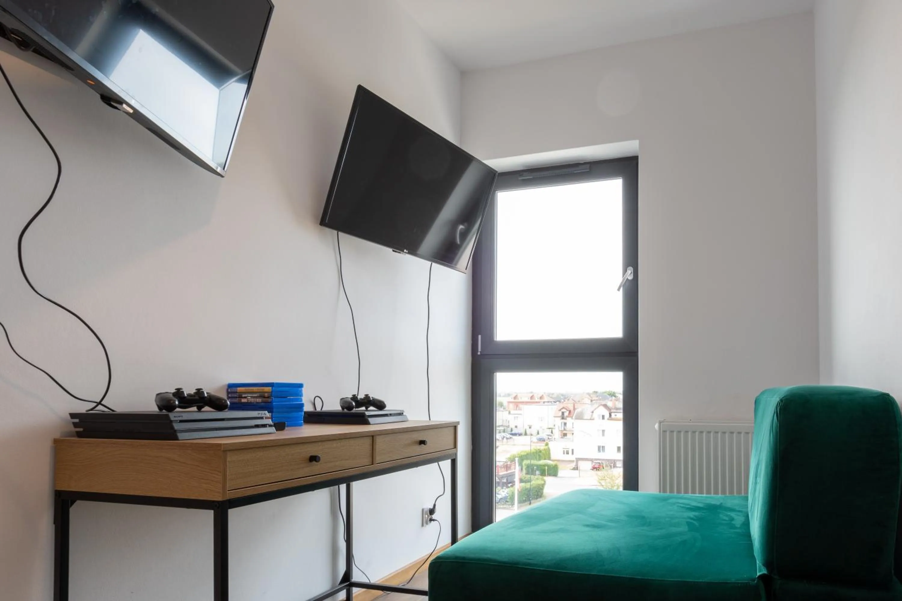 Game Room in AMBER PORT