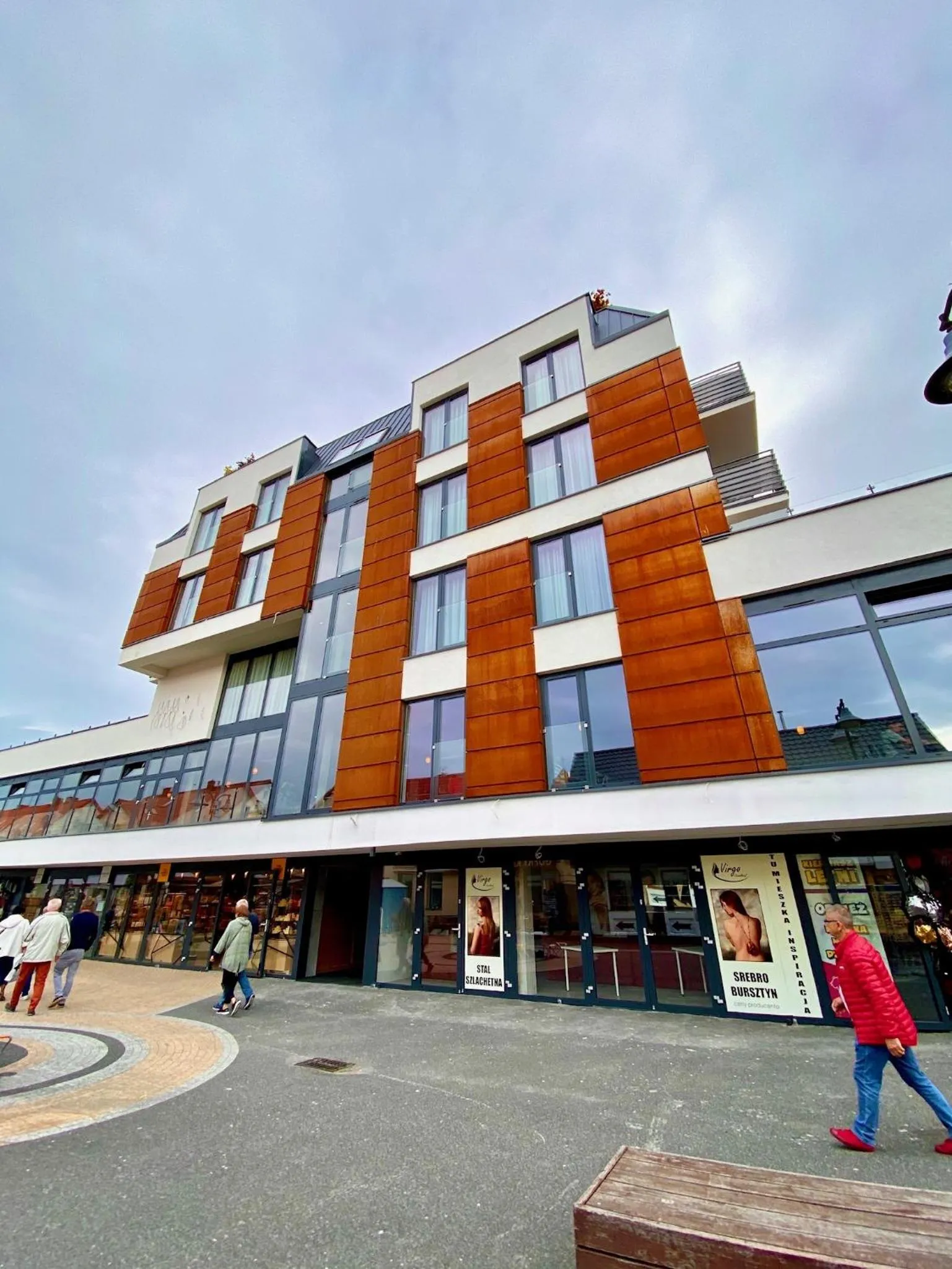 Property building in AMBER PORT