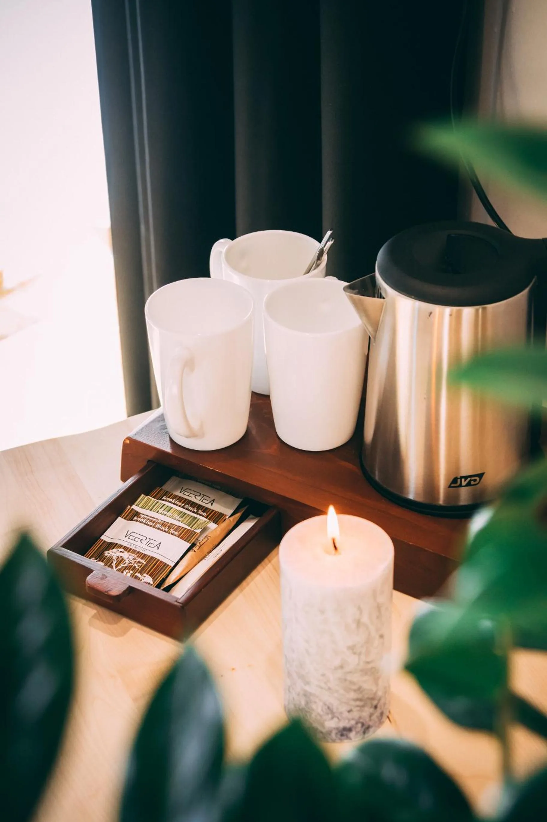 Coffee/tea facilities in AMBER PORT