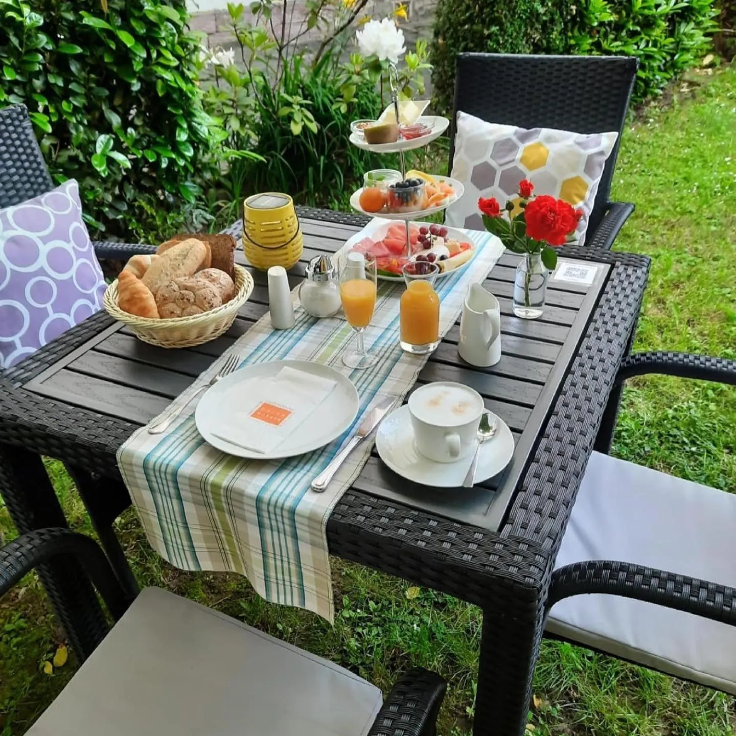 Breakfast in Komfort Hotel Am Kurpark