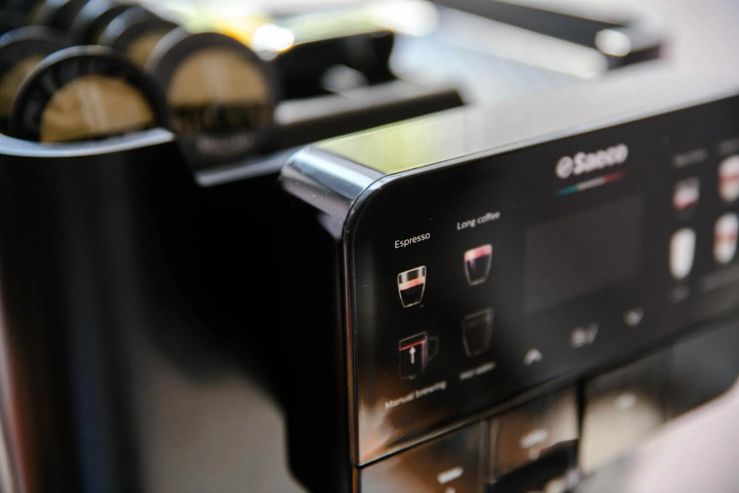 Breakfast in Downtown Rooms