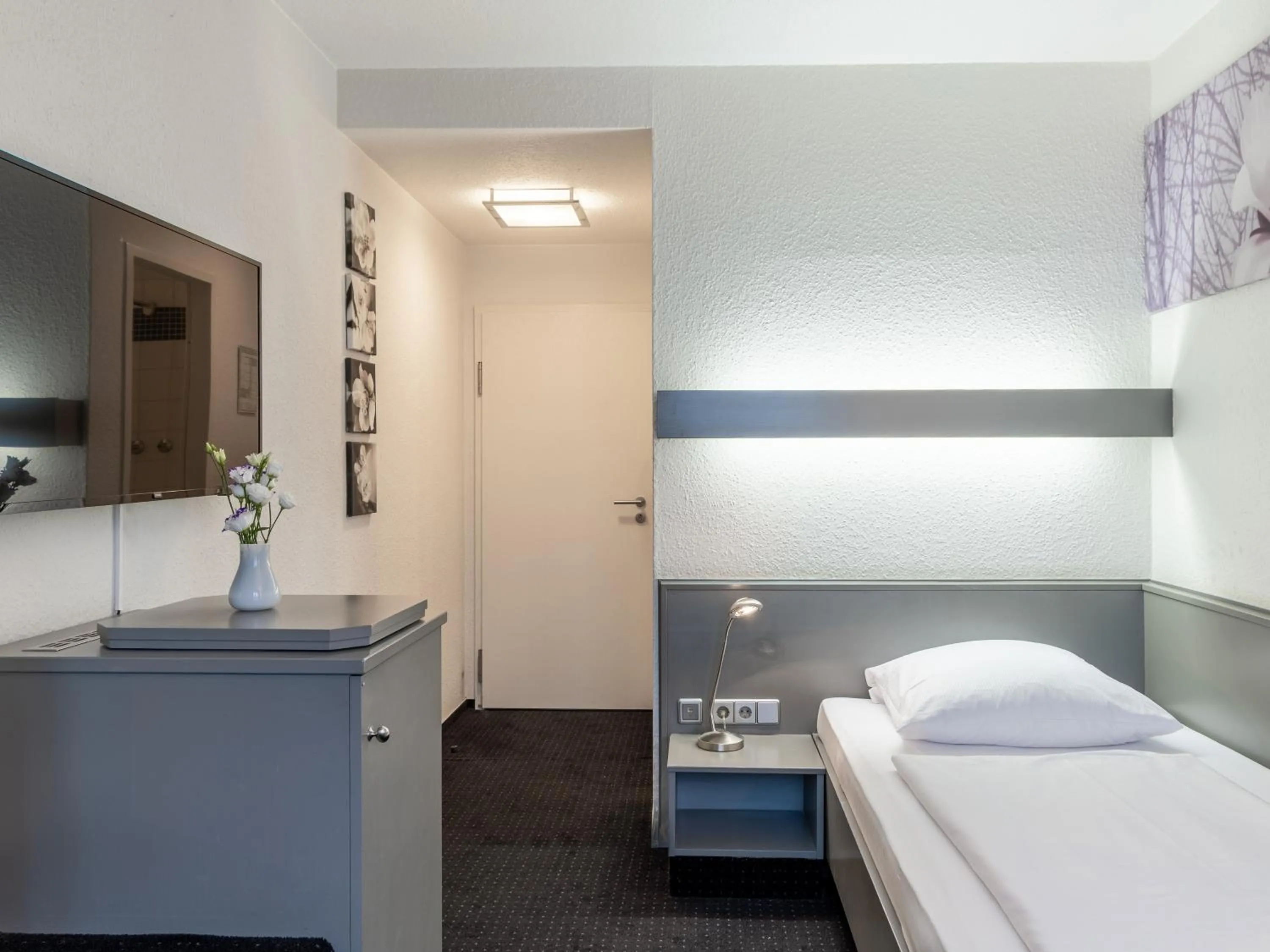 Bed in Good Morning Berlin City West