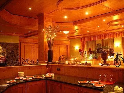 Decorative detail in Amselgrundschlösschen