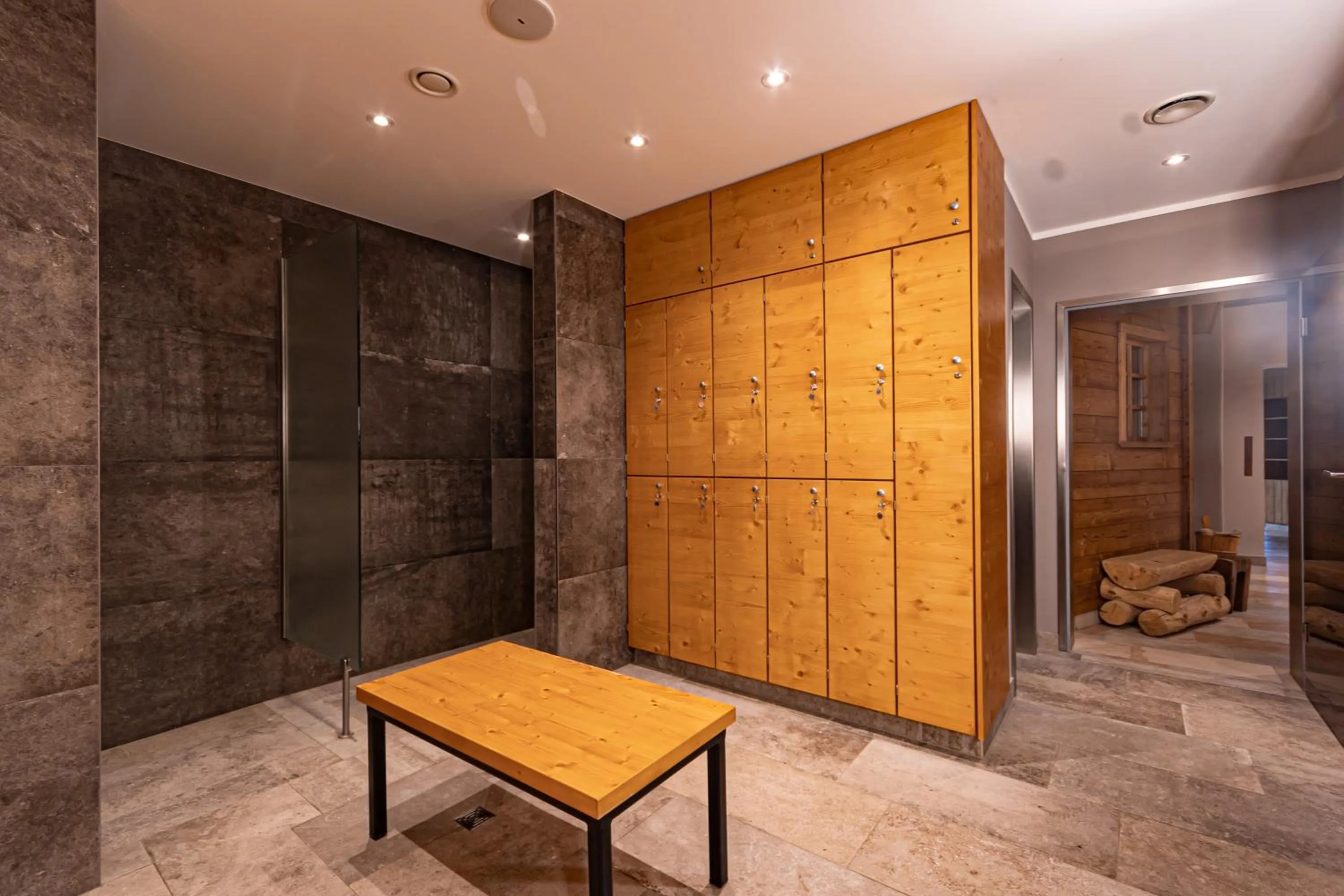 Swimming pool in Hotel Amselgrundschlößchen