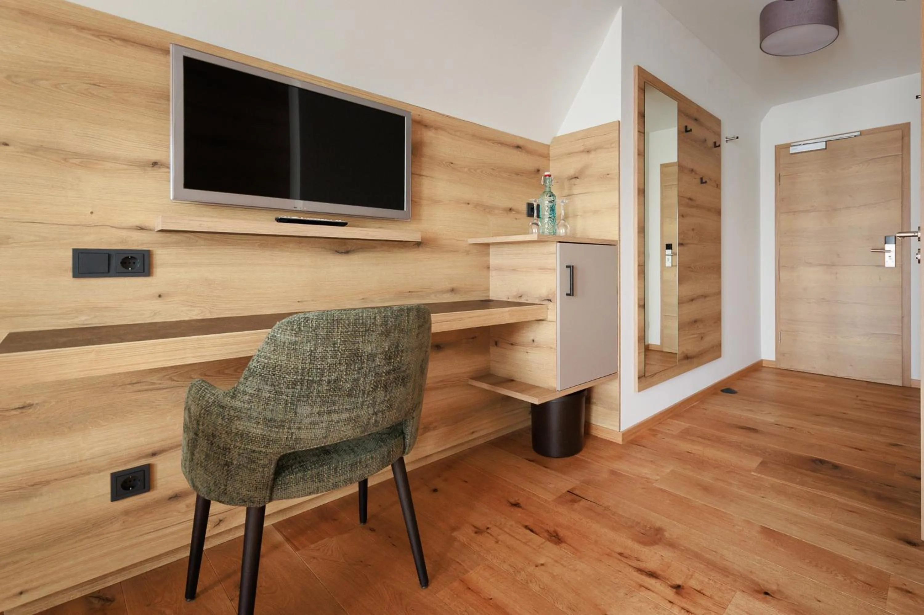 TV and multimedia in Hotel Amselgrundschlößchen