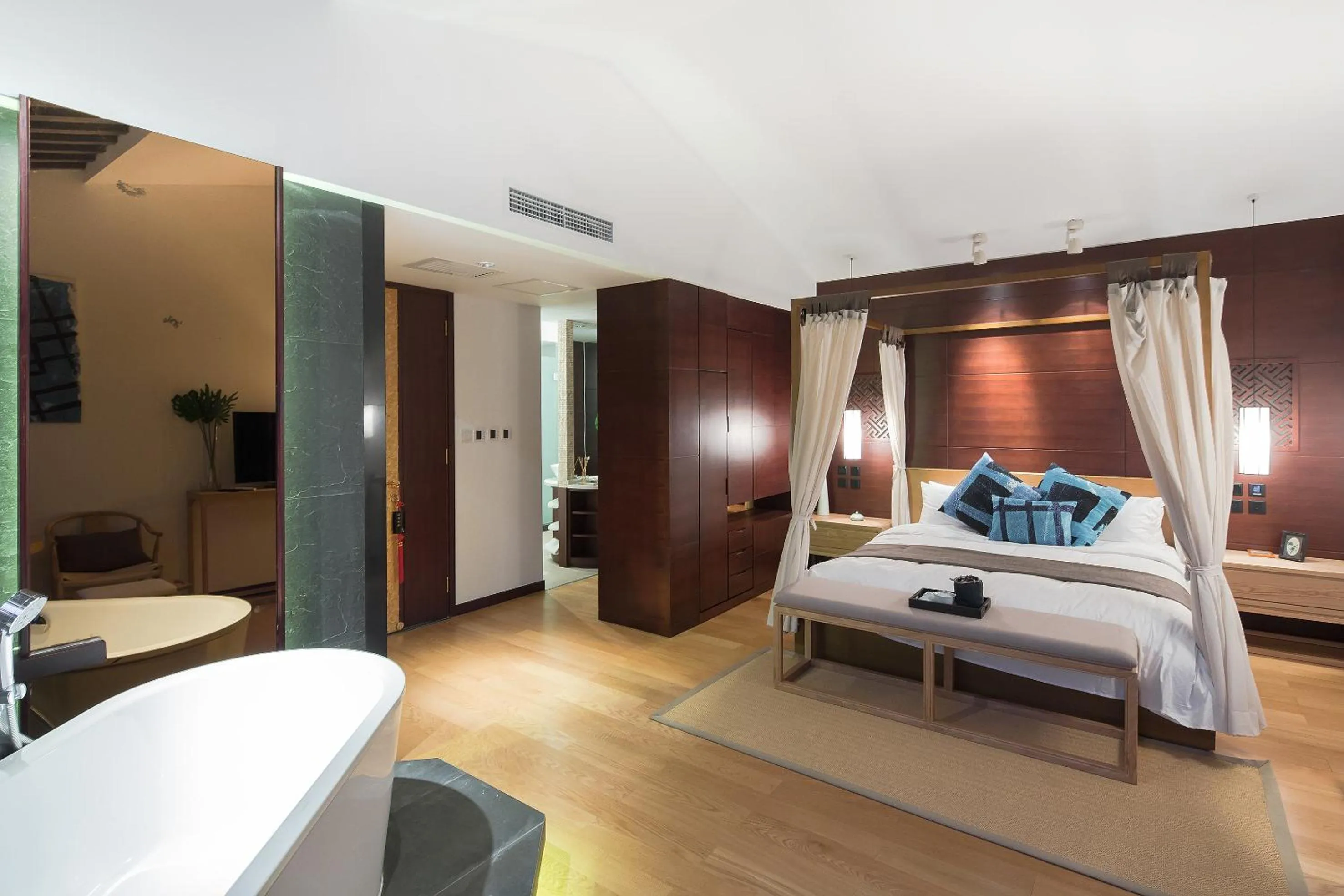 bunk bed in Huangshan Demaotang Hotel