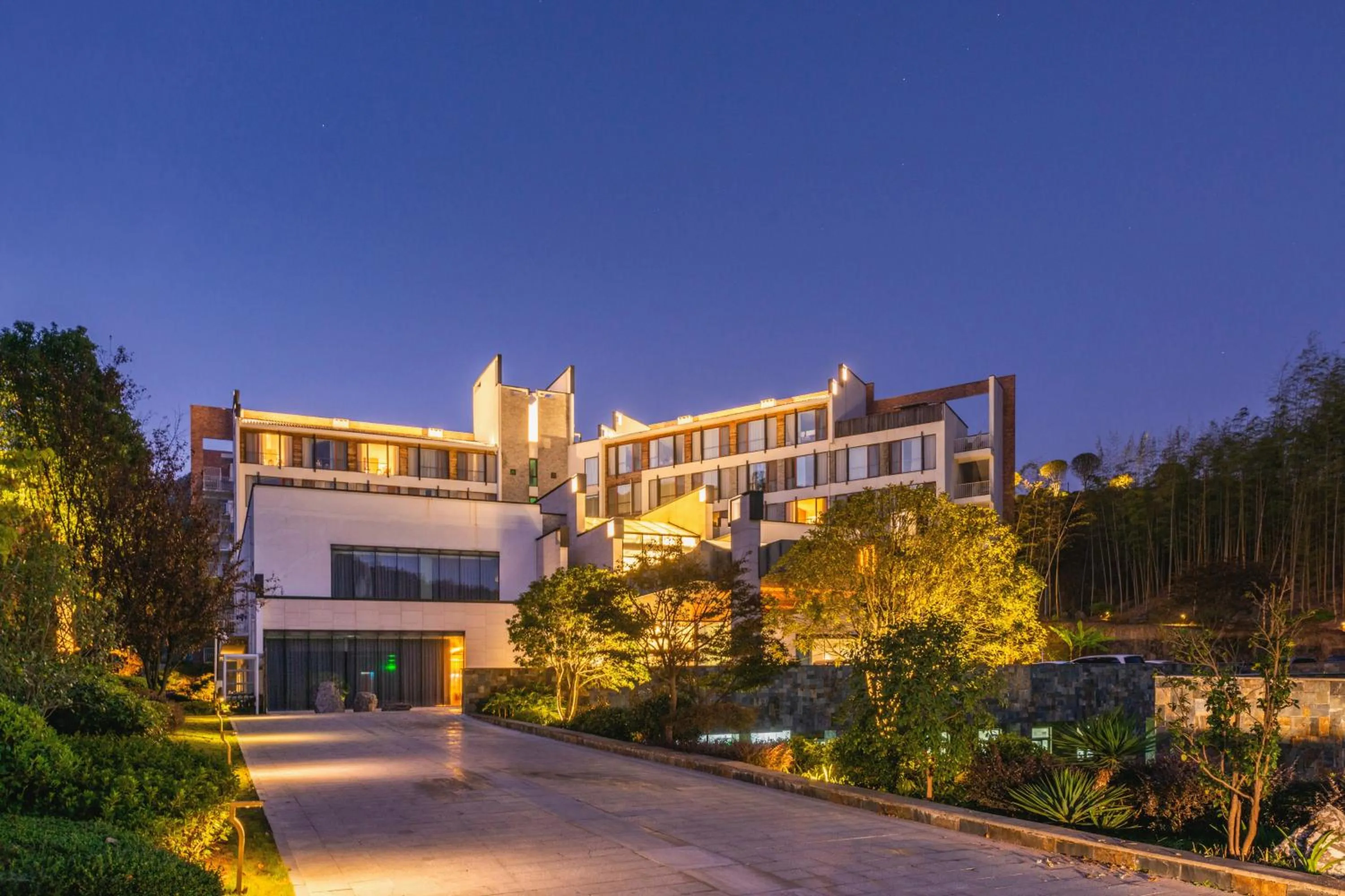 Facade/entrance in Huangshan Demaotang Hotel