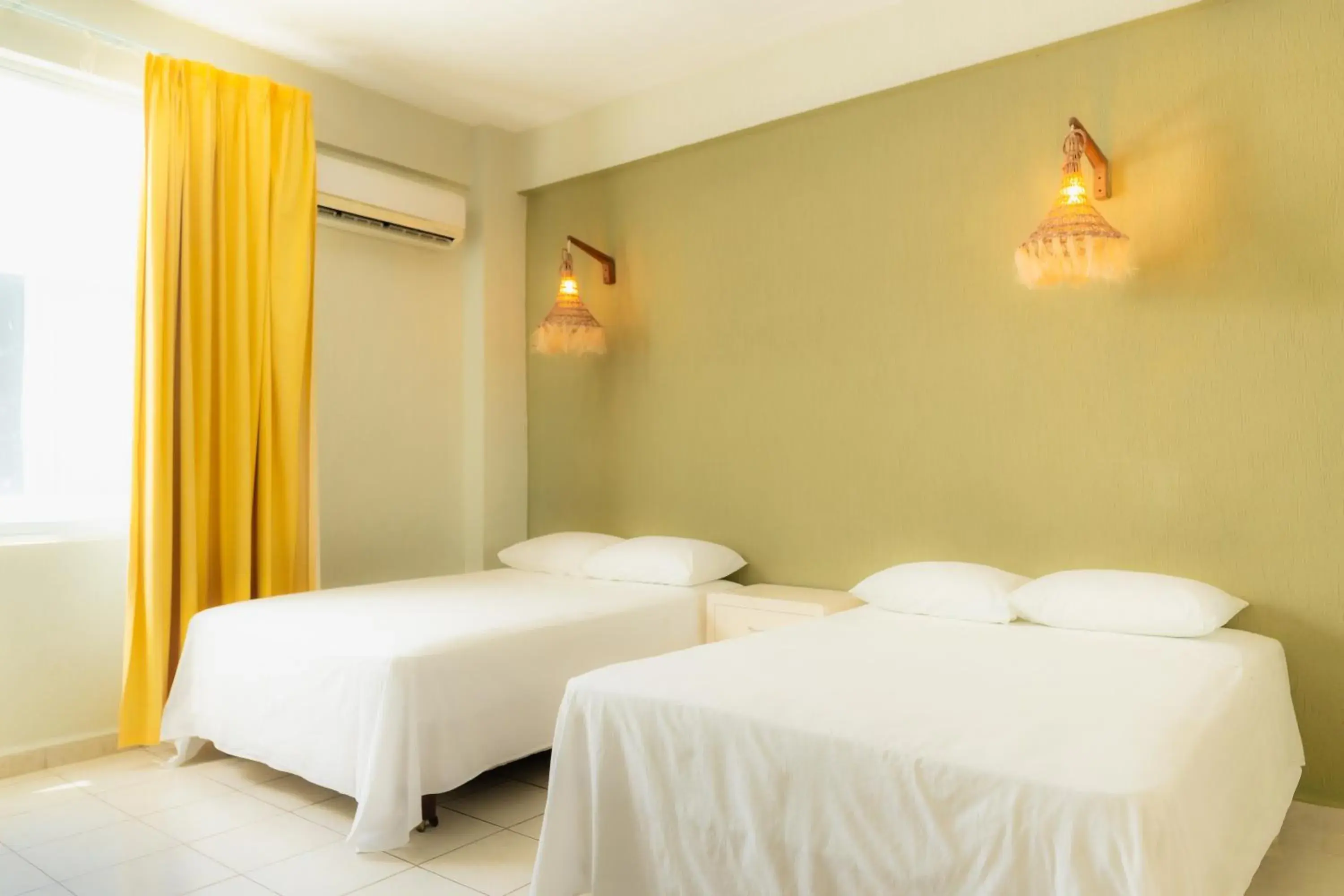 Standard Quadruple Room in Caribe Princess Standard Quadruple Room in Caribe Princess