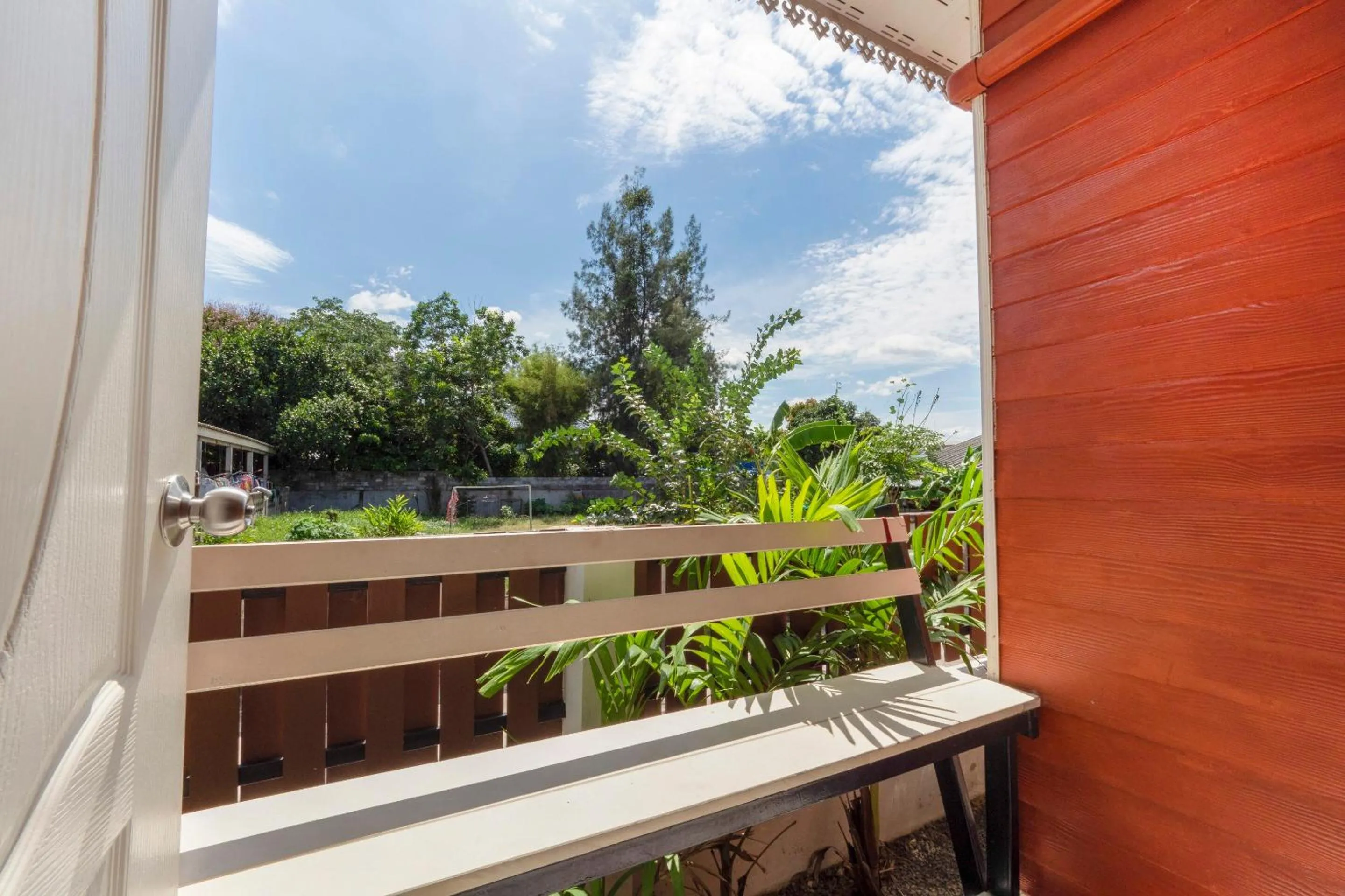 Bedroom in OYO 1166 Train Way Resort