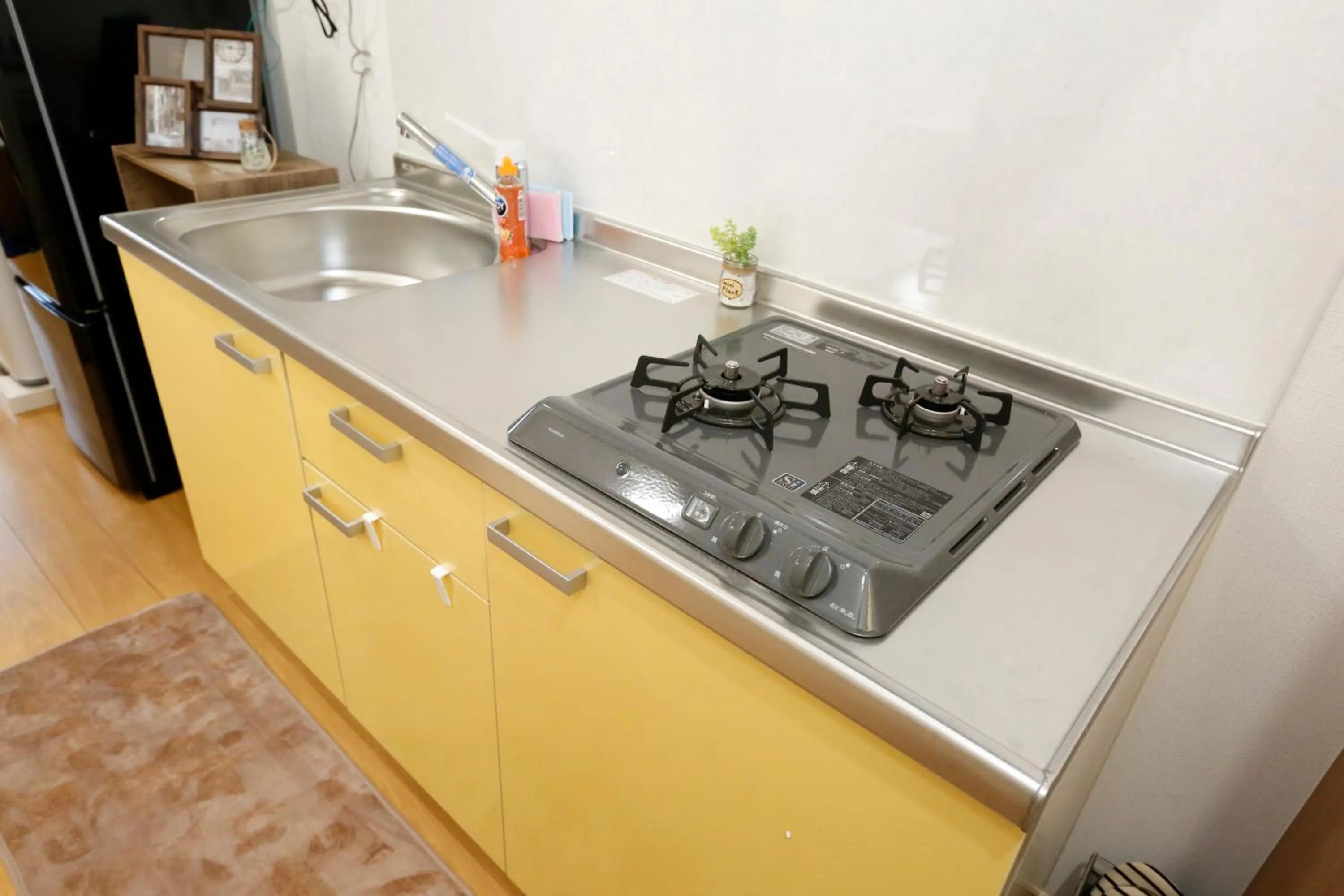 Kitchen or kitchenette in Tokyo Enjoy Hotel