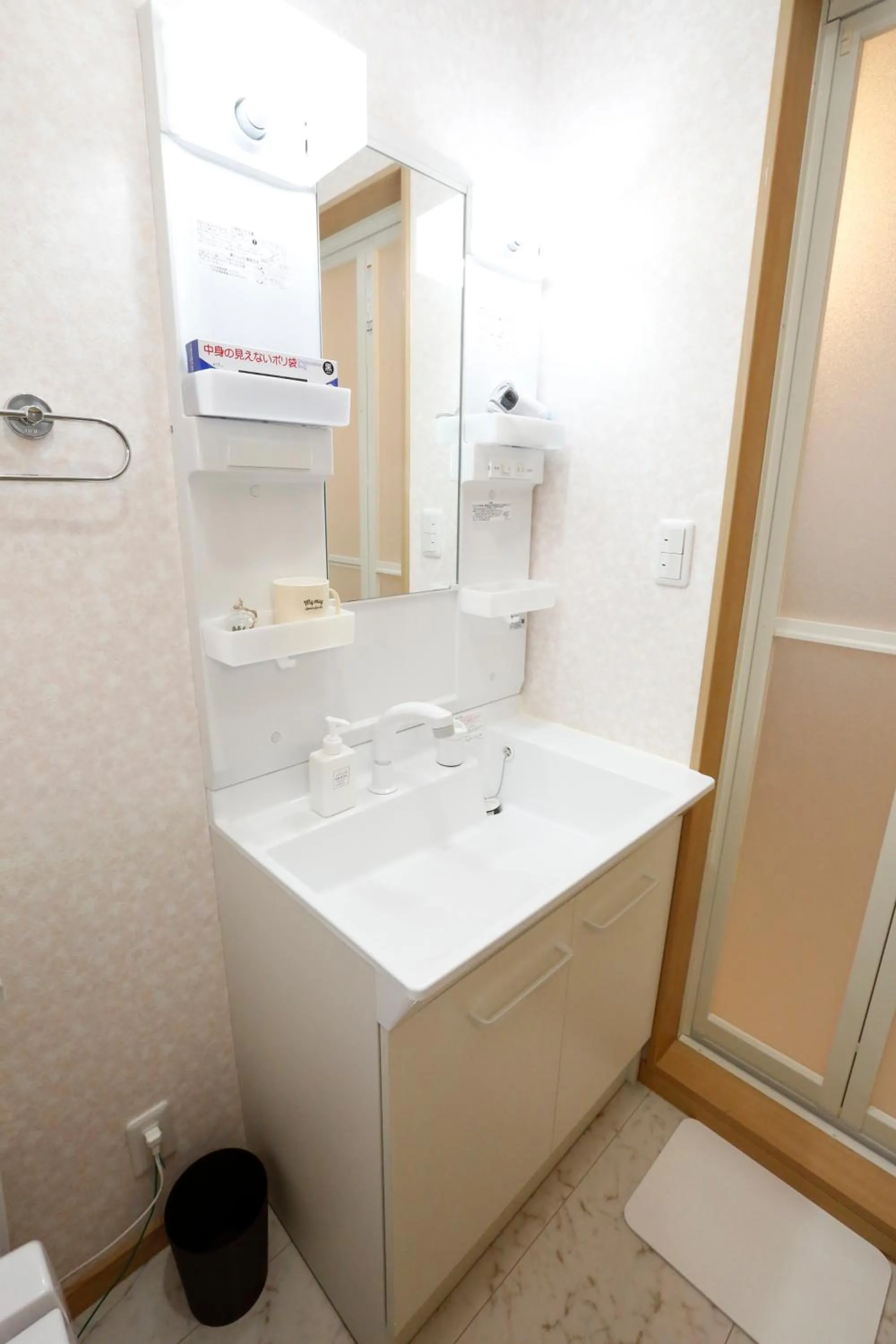 Bathroom in Tokyo Enjoy Hotel