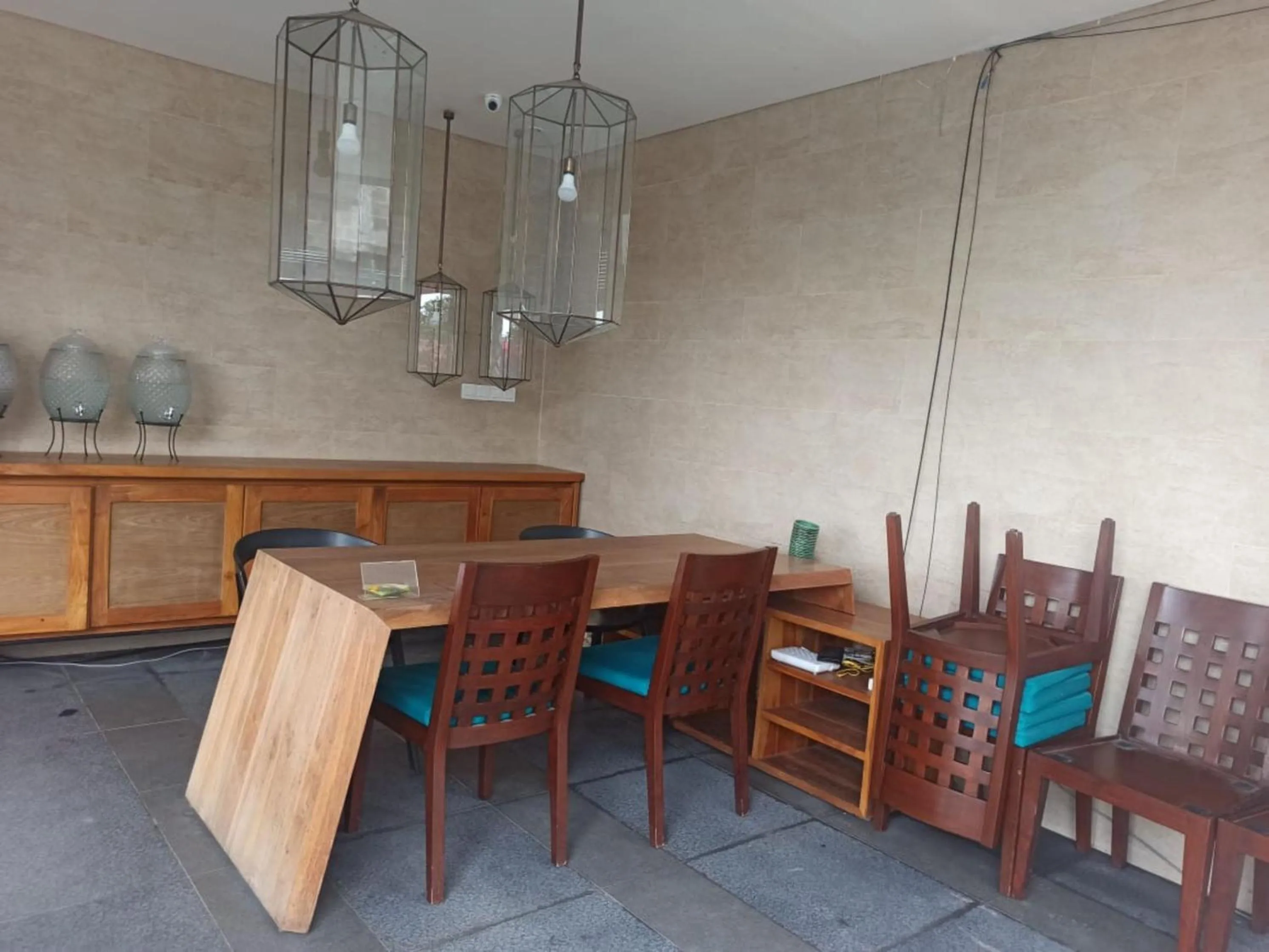 Property building in Batu Agung Laplapan